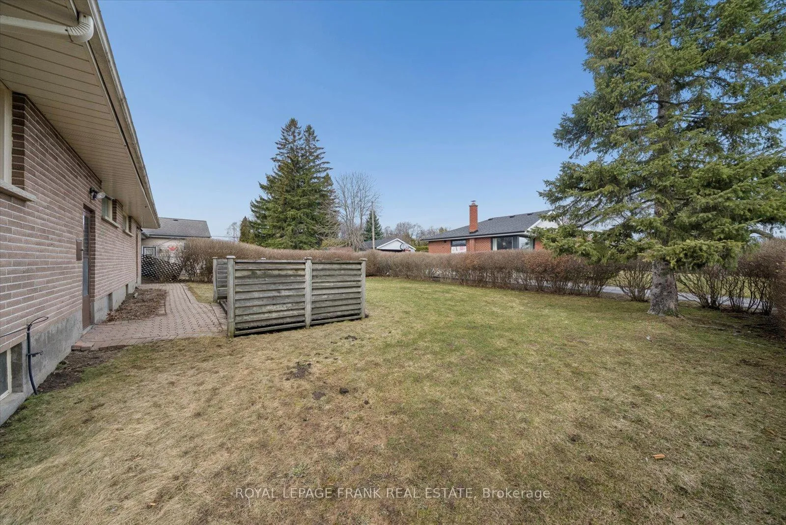 Photo 30 of 442 Cunningham Avenue, Oshawa, McLaughlin — HOMEH