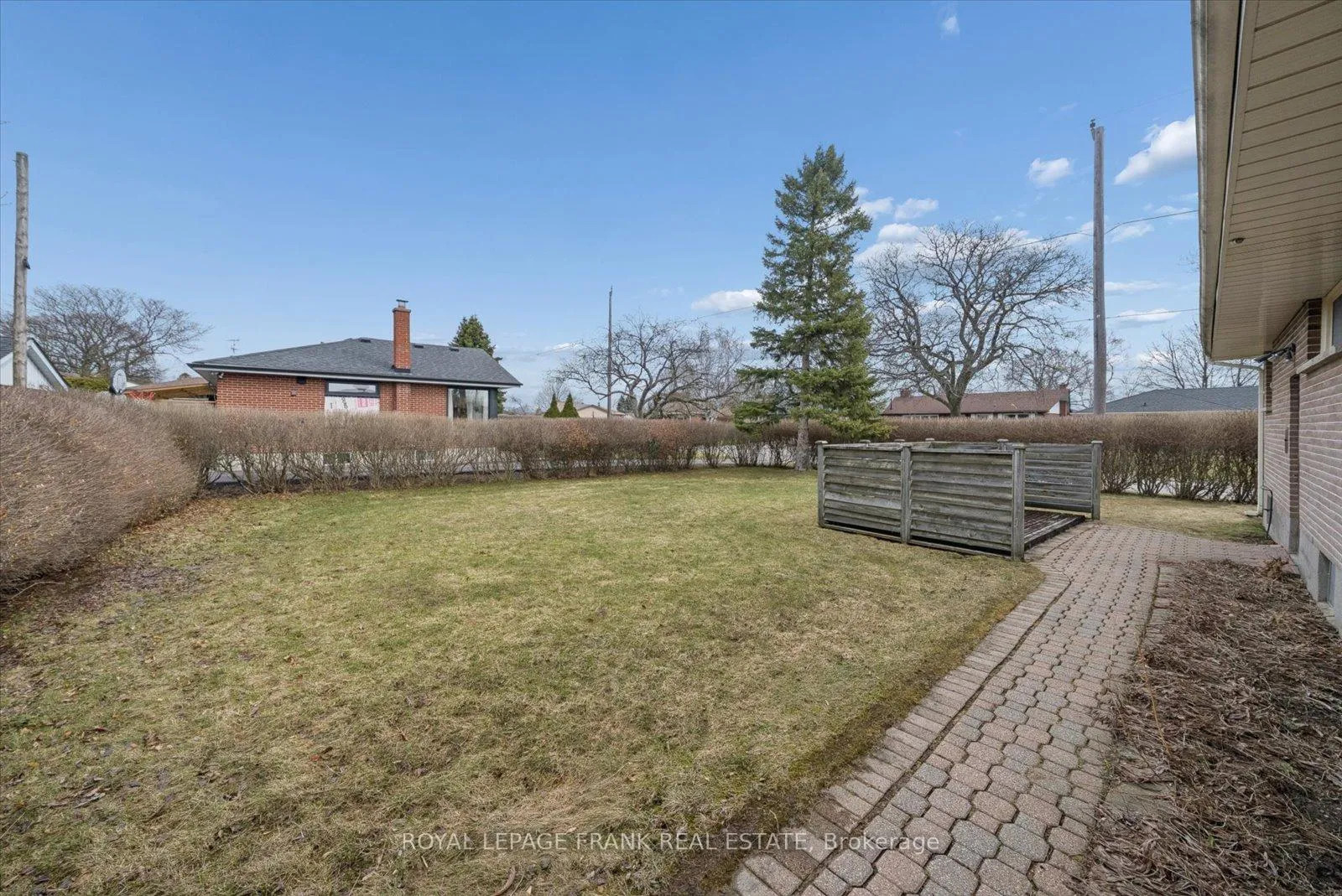 Photo 32 of 442 Cunningham Avenue, Oshawa, McLaughlin — HOMEH