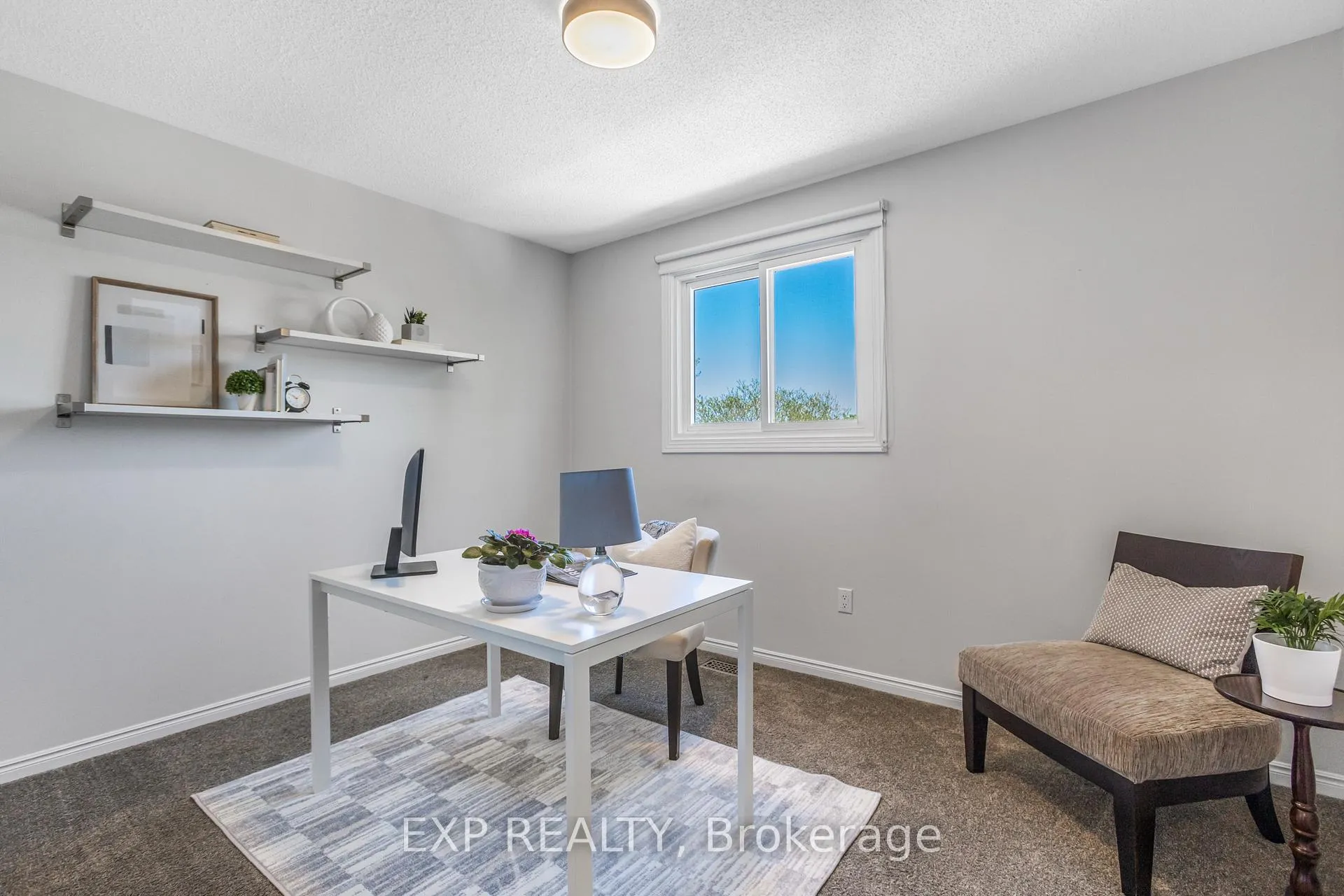 Photo 16 of 30 Guernsey Drive, Hamilton, Stoney Creek — HOMEH