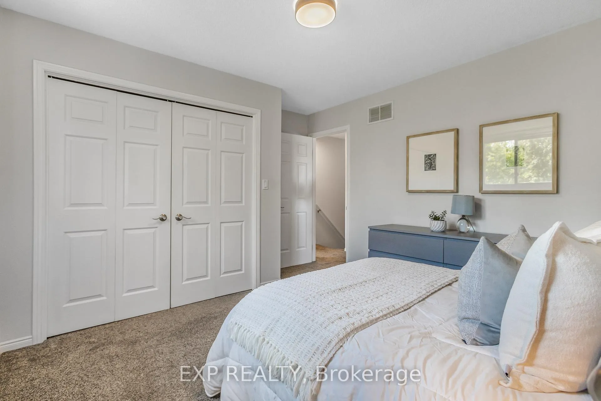Photo 20 of 30 Guernsey Drive, Hamilton, Stoney Creek — HOMEH
