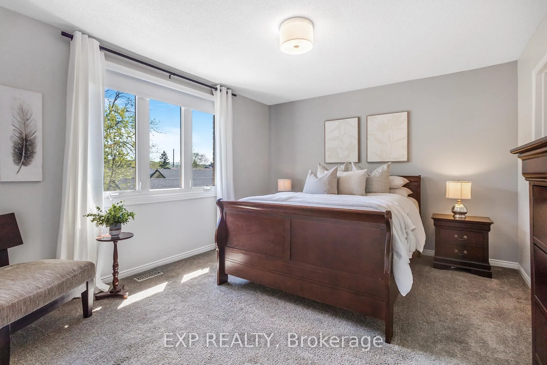 Photo 21 of 30 Guernsey Drive, Hamilton, Stoney Creek — HOMEH
