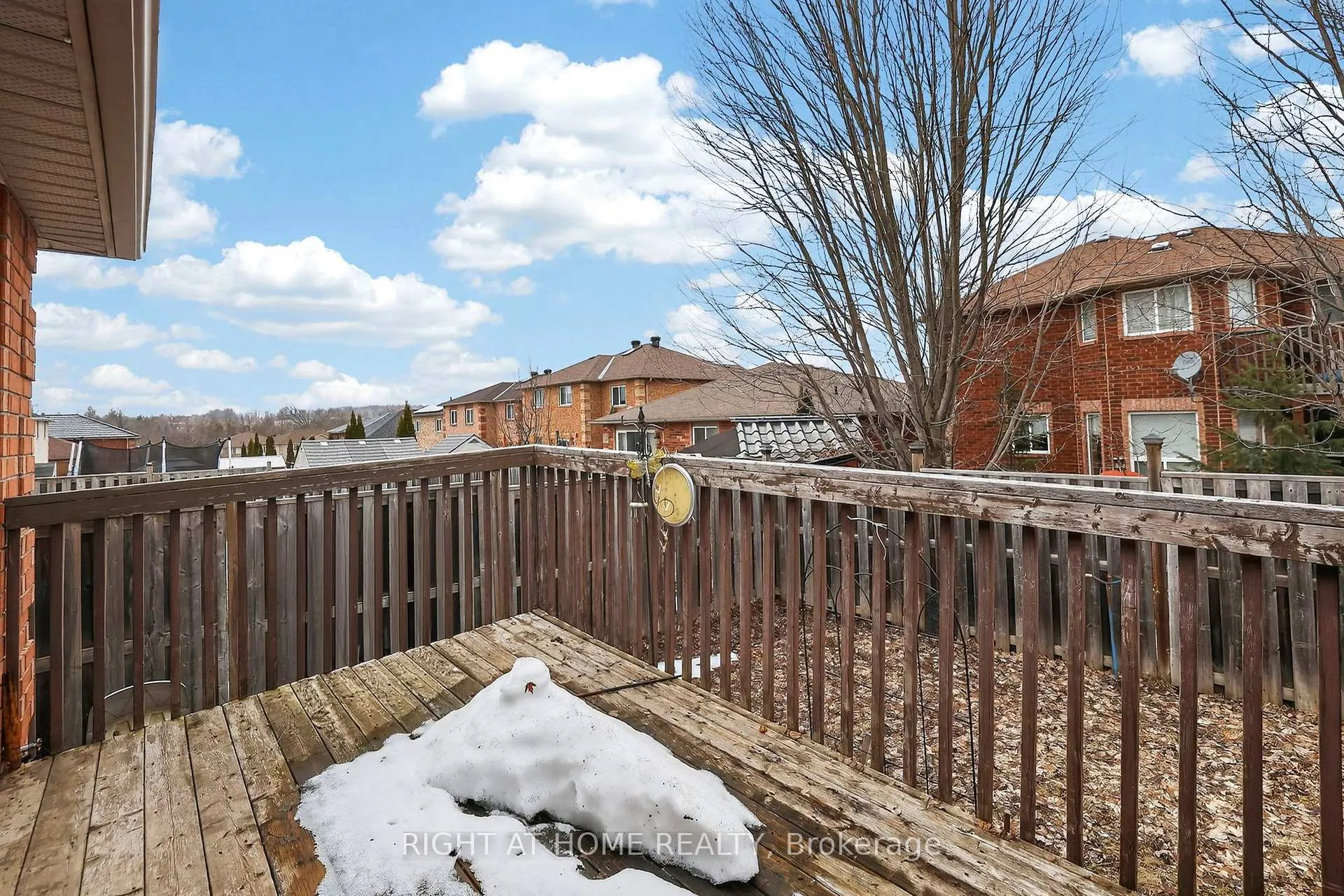 Photo 35 of 16 Glenhill Drive, Barrie, Painswick South — HOMEH