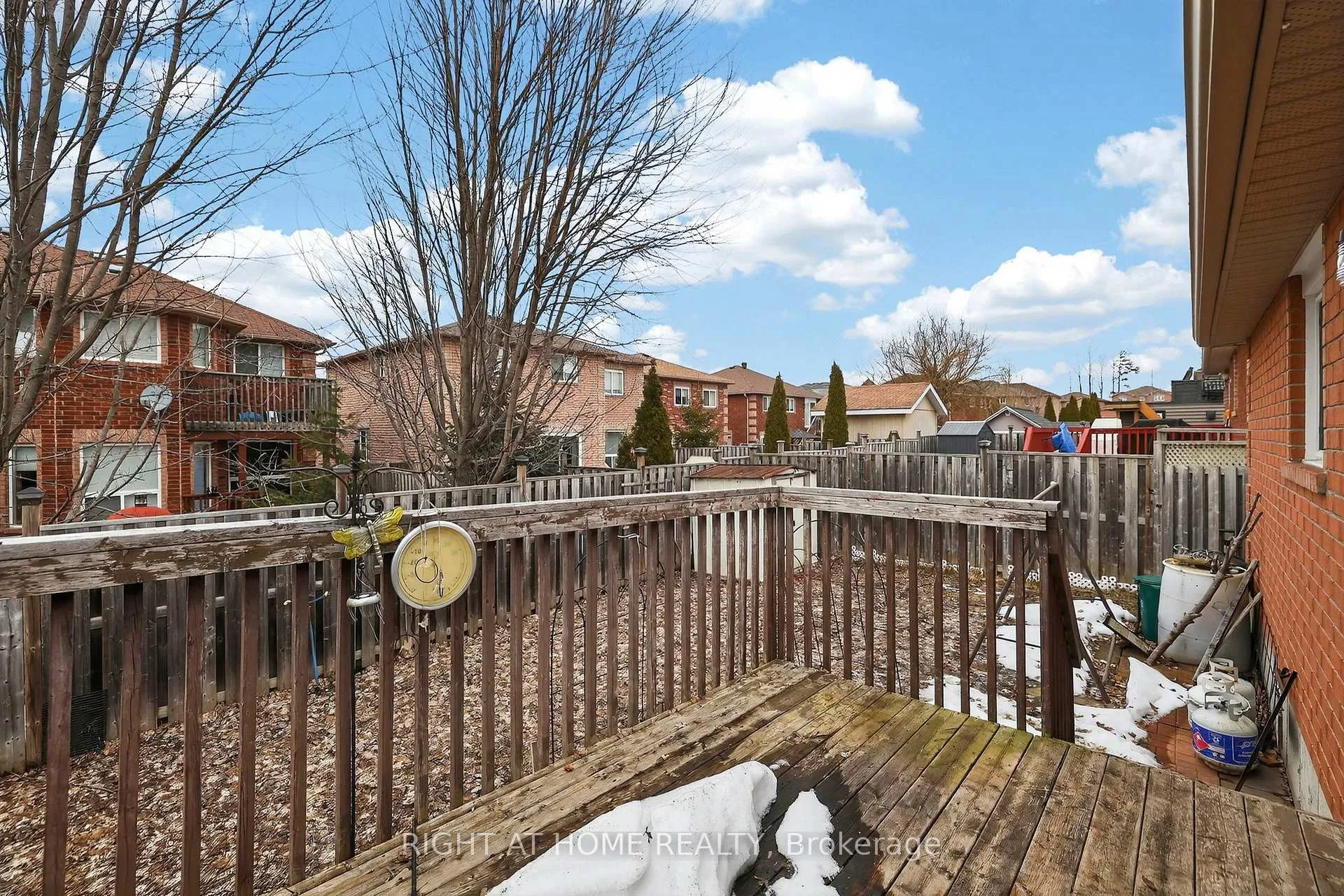 Photo 36 of 16 Glenhill Drive, Barrie, Painswick South — HOMEH