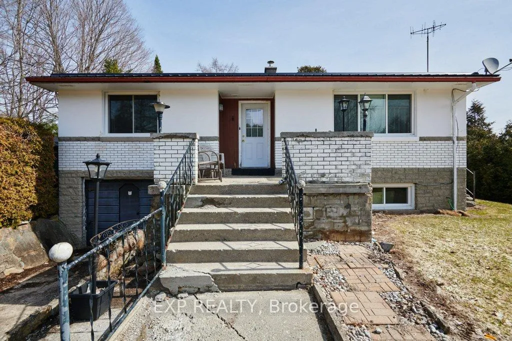 Photo 2 of 4051 County 18 Road, Prescott — HOMEH
