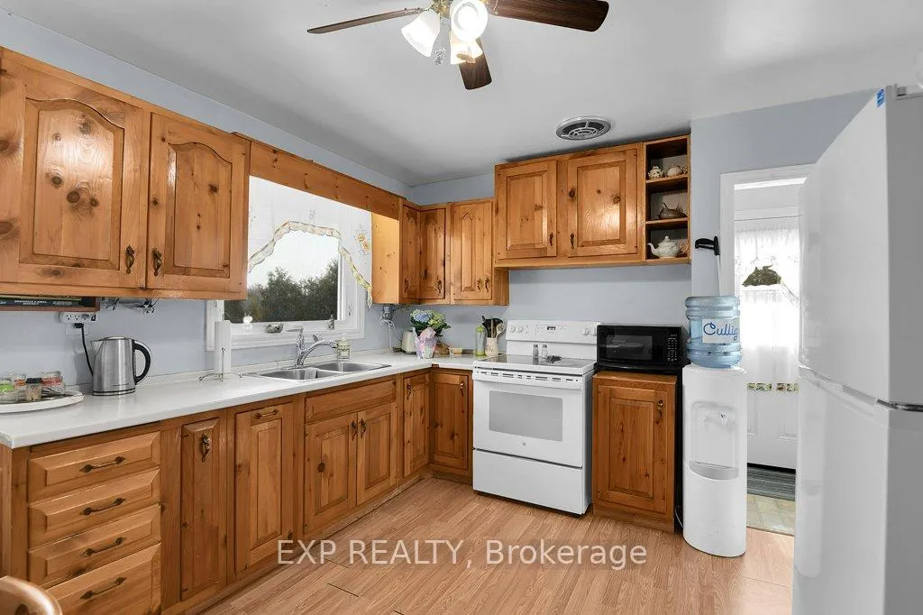Photo 12 of 4051 County 18 Road, Prescott — HOMEH