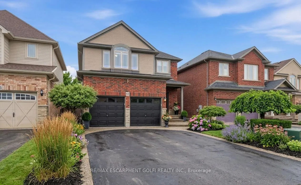 Photo 2 of 85 Carlson Street, Hamilton, Stoney Creek Mountain — HOMEH
