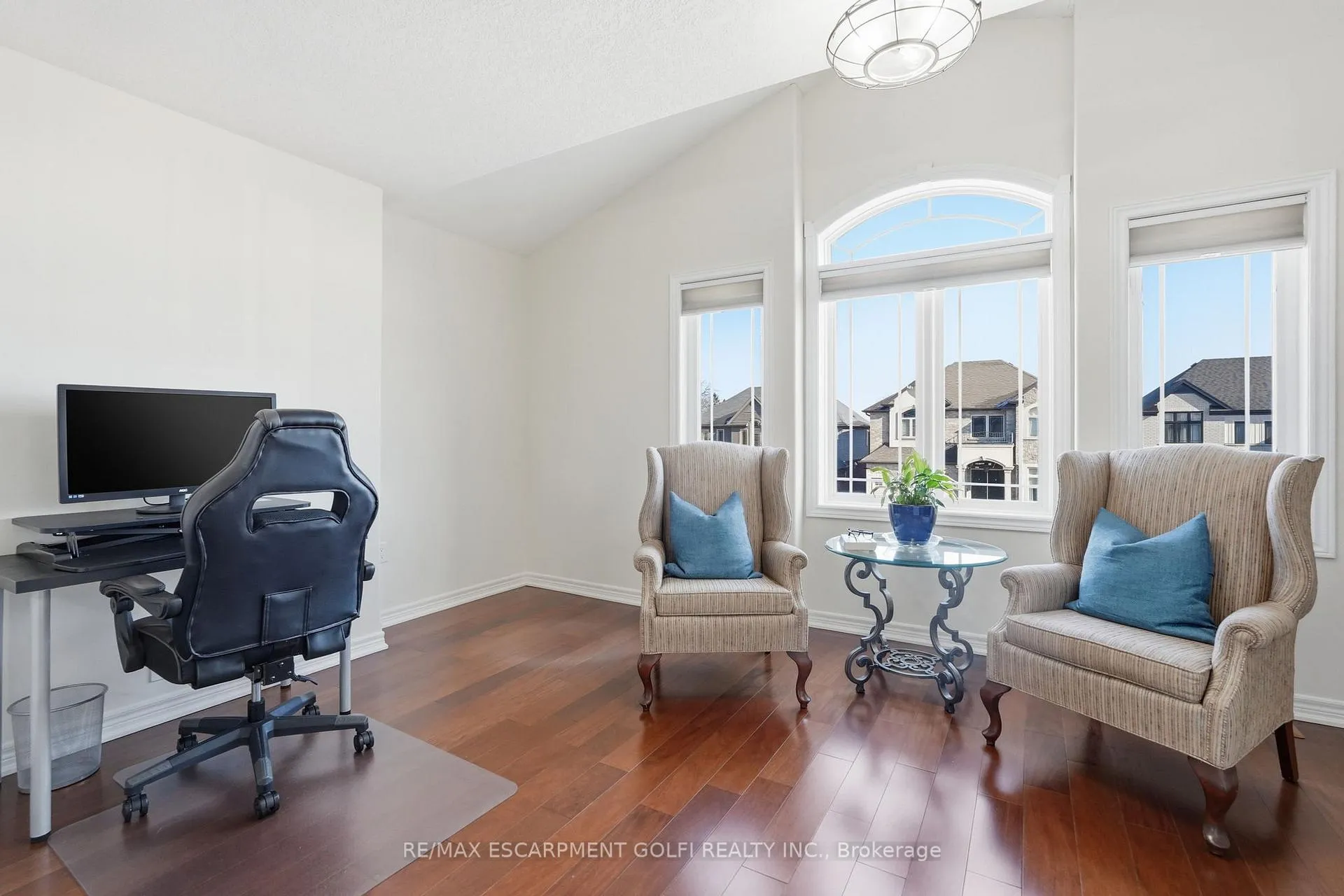 Photo 12 of 85 Carlson Street, Hamilton, Stoney Creek Mountain — HOMEH