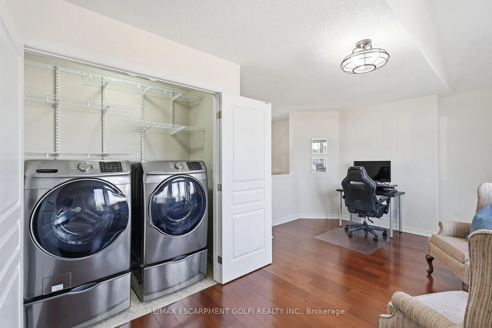Photo 13 of 85 Carlson Street, Hamilton, Stoney Creek Mountain — HOMEH