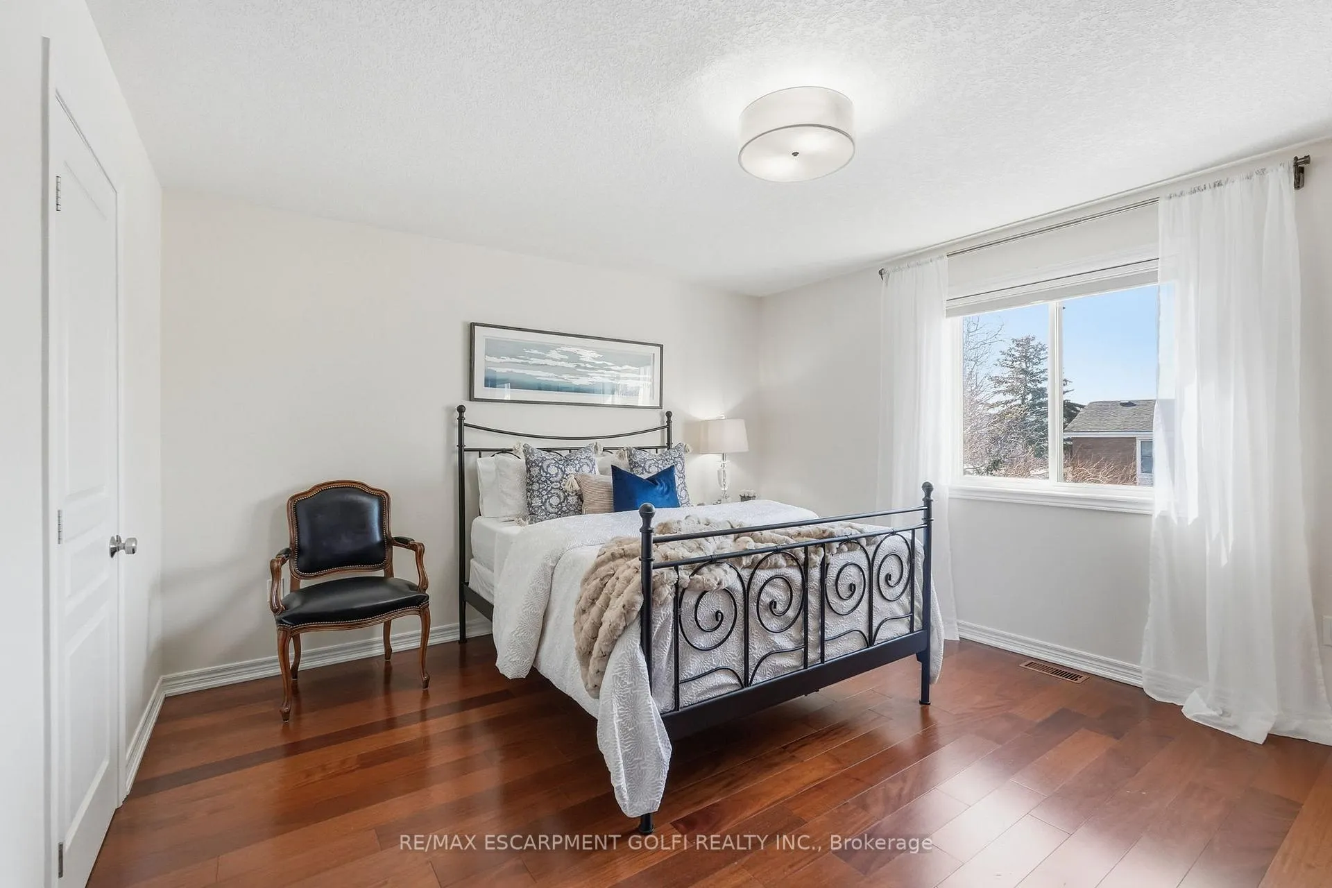 Photo 14 of 85 Carlson Street, Hamilton, Stoney Creek Mountain — HOMEH