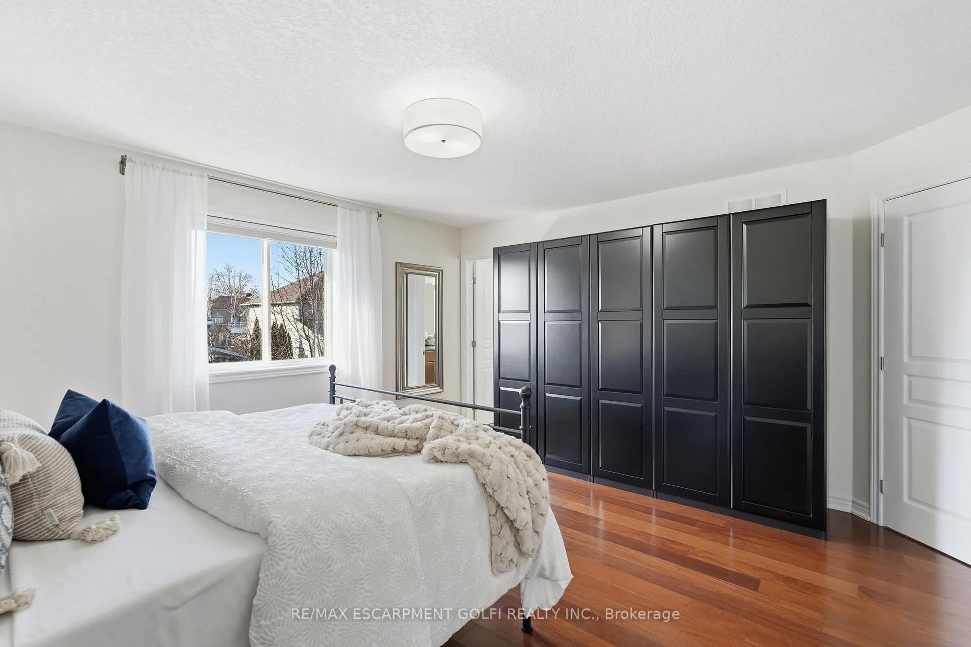 Photo 15 of 85 Carlson Street, Hamilton, Stoney Creek Mountain — HOMEH