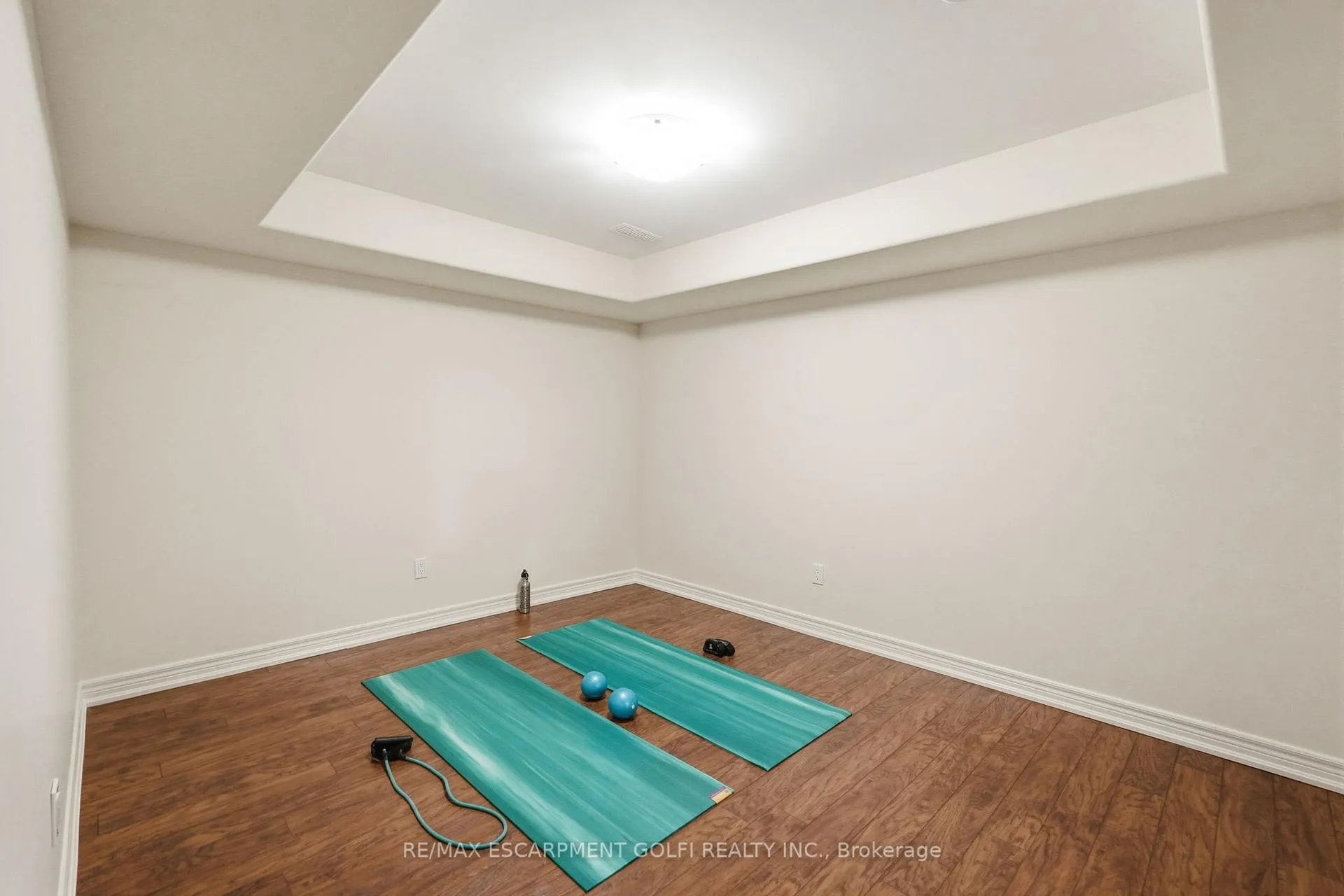 Photo 25 of 85 Carlson Street, Hamilton, Stoney Creek Mountain — HOMEH