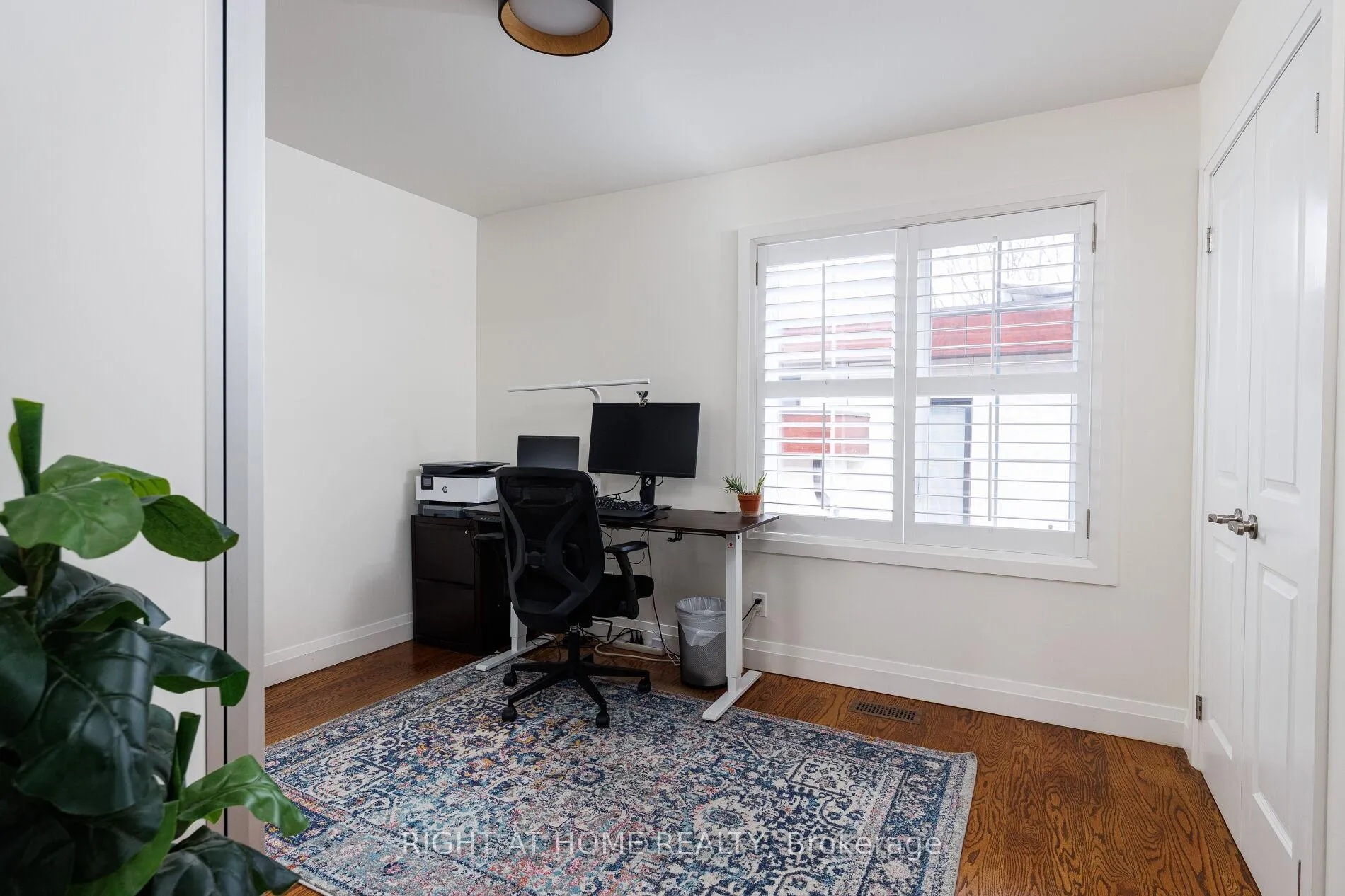 Photo 15 of 3 Dunning Crescent, Etobicoke, Alderwood — HOMEH
