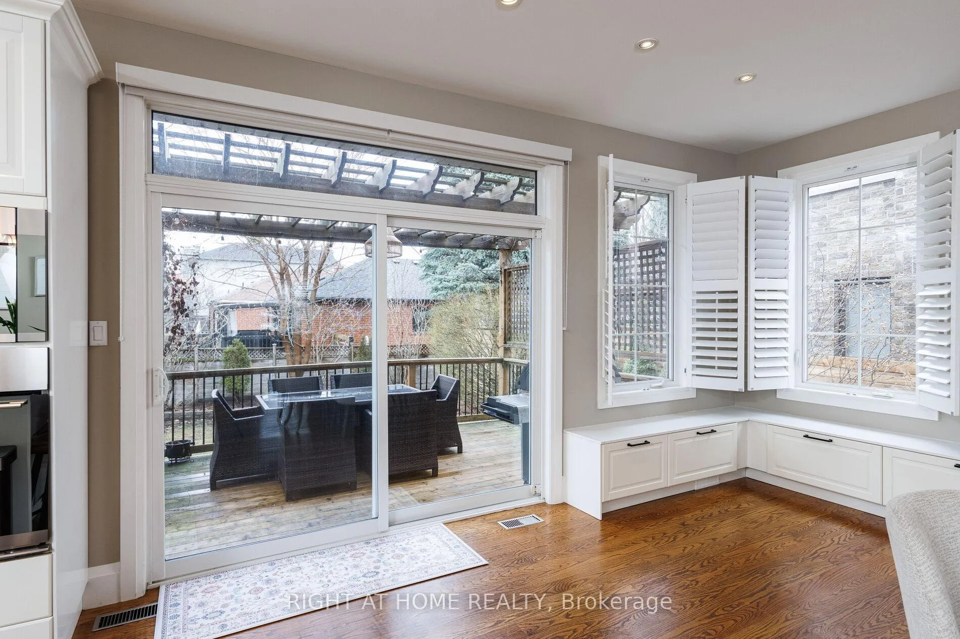 Photo 23 of 3 Dunning Crescent, Etobicoke, Alderwood — HOMEH