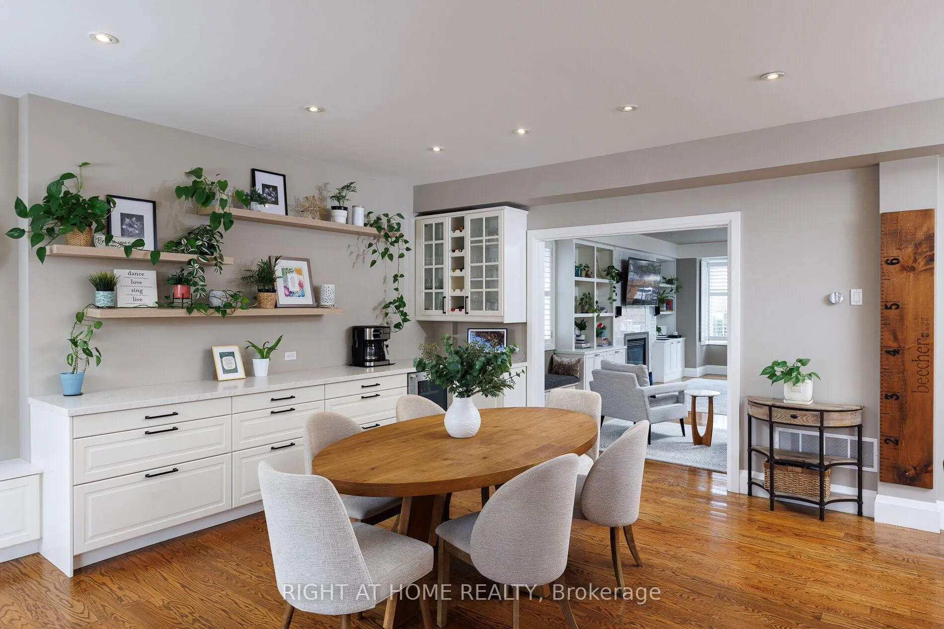 Photo 24 of 3 Dunning Crescent, Etobicoke, Alderwood — HOMEH