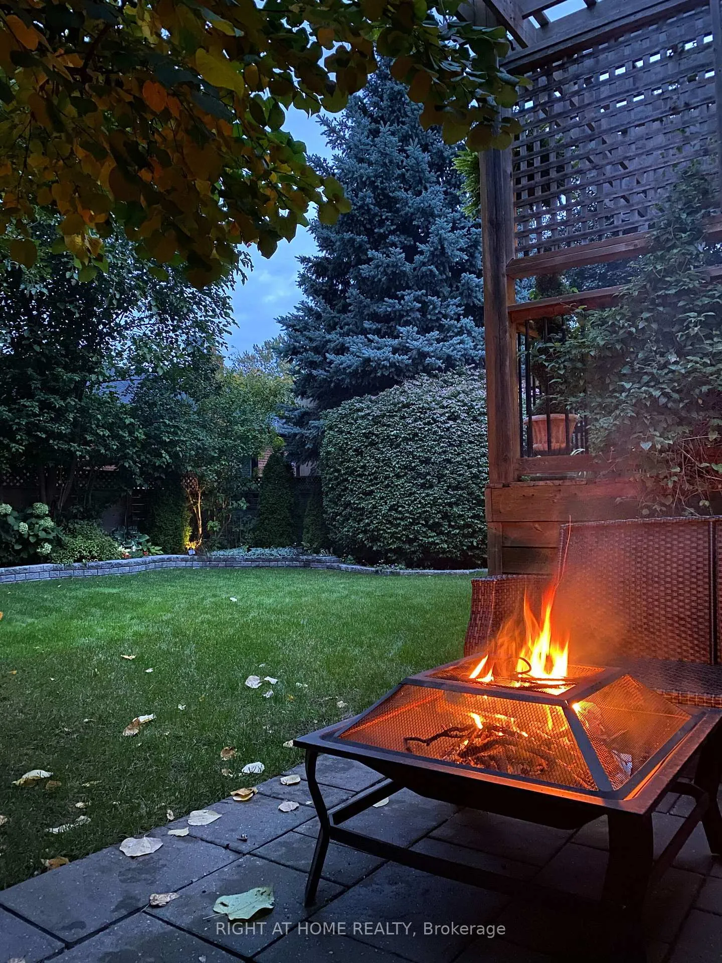 Photo 27 of 3 Dunning Crescent, Etobicoke, Alderwood — HOMEH