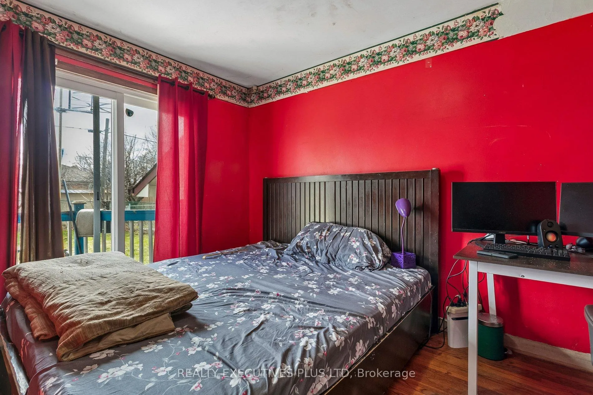 Photo 14 of 15 Dittmer Crescent, Etobicoke, West Humber-Clairville — HOMEH