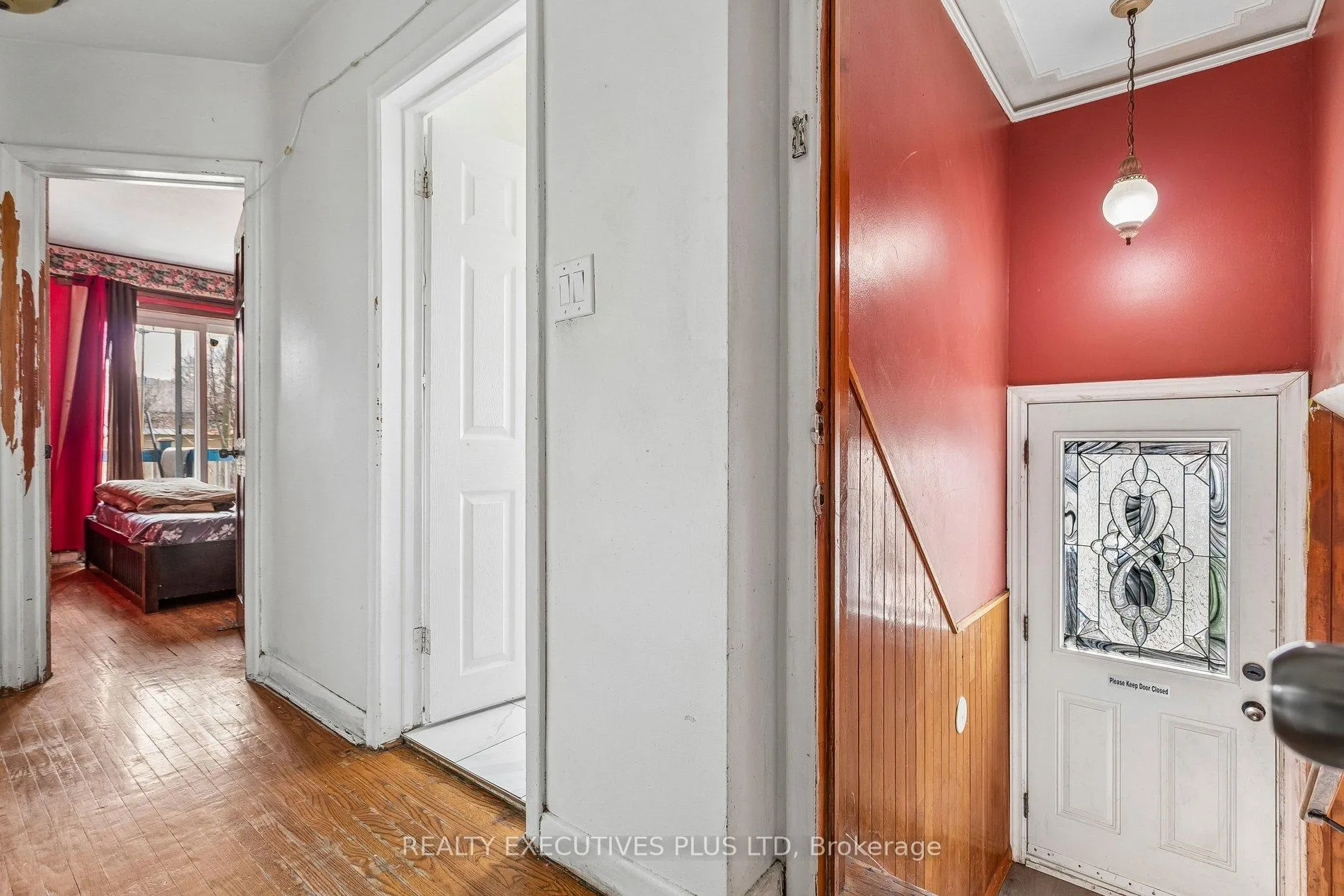 Photo 16 of 15 Dittmer Crescent, Etobicoke, West Humber-Clairville — HOMEH