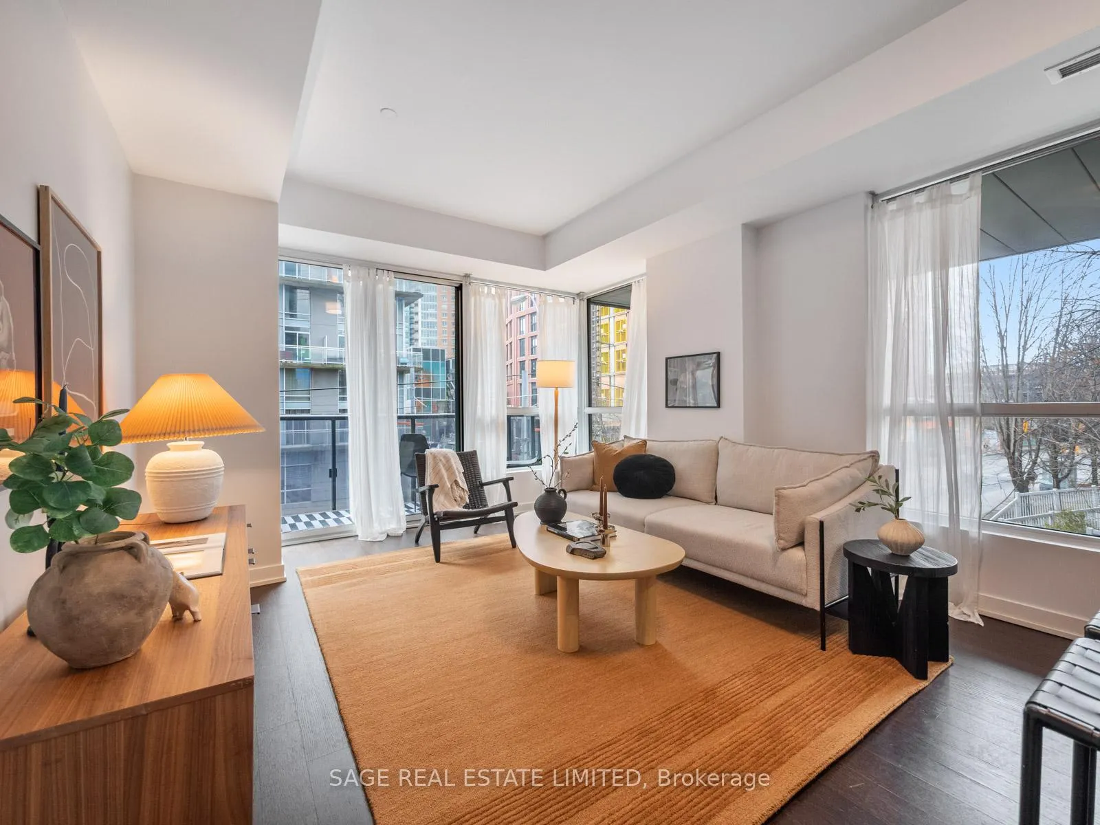 Front of Unit 233, 1030 King Street W