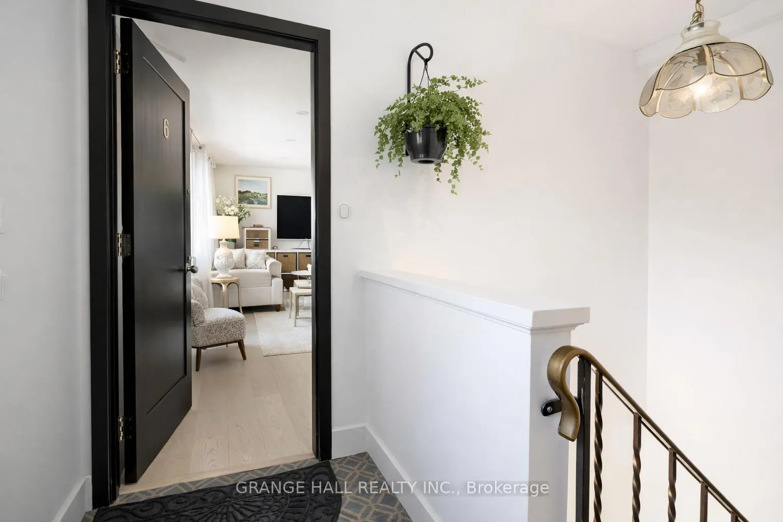 Photo 17 of 235 Canice Street, Orillia — HOMEH