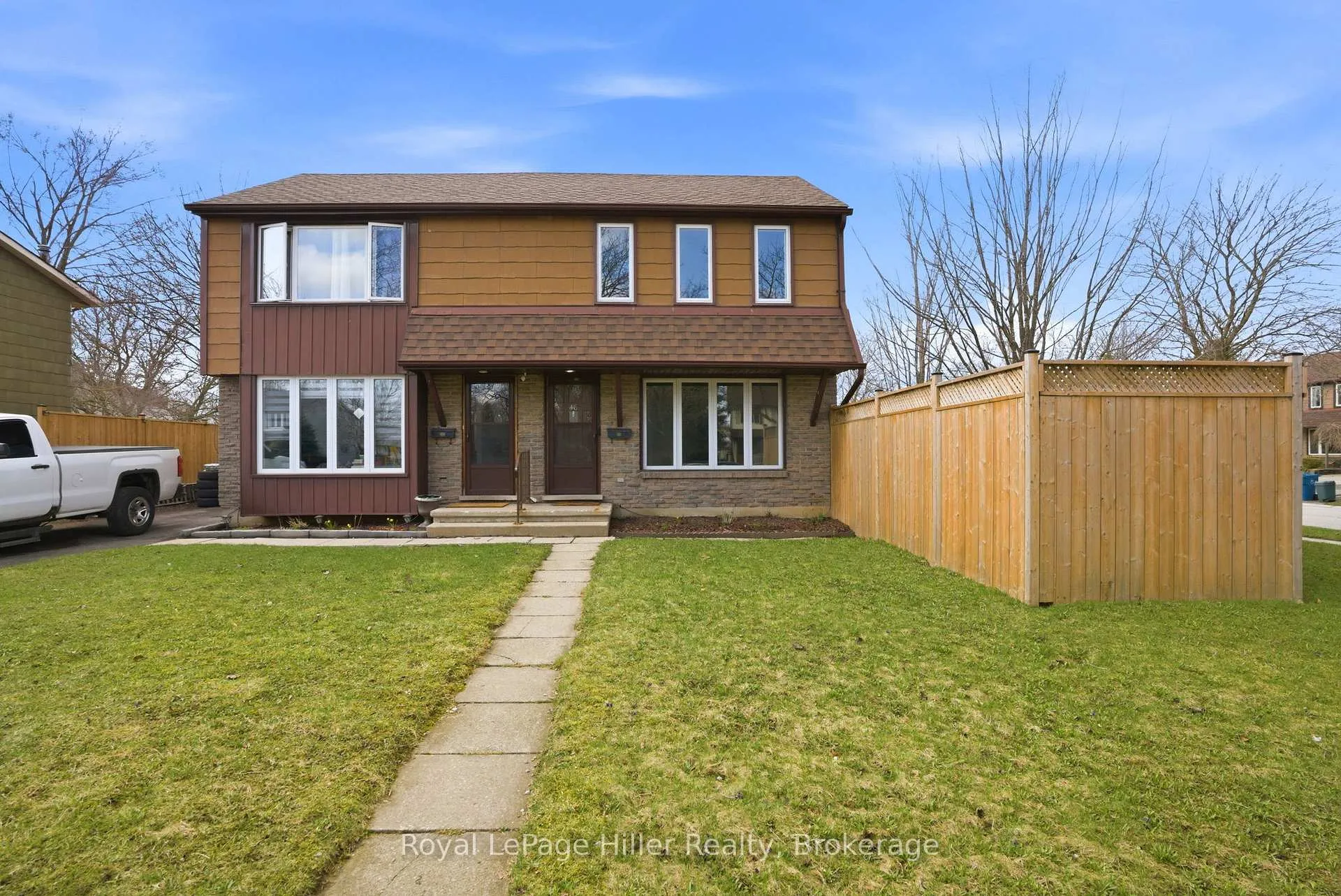 Photo 2 of 46 Avonwood Drive, Stratford — HOMEH