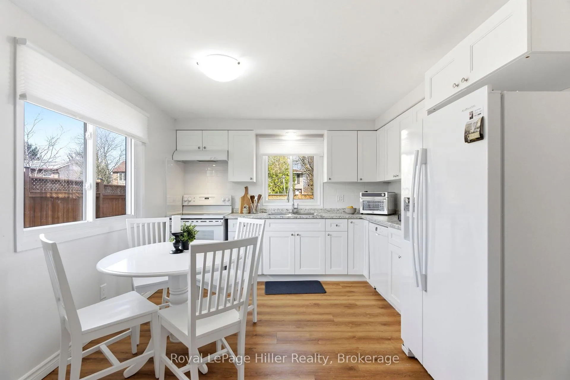 Photo 12 of 46 Avonwood Drive, Stratford — HOMEH