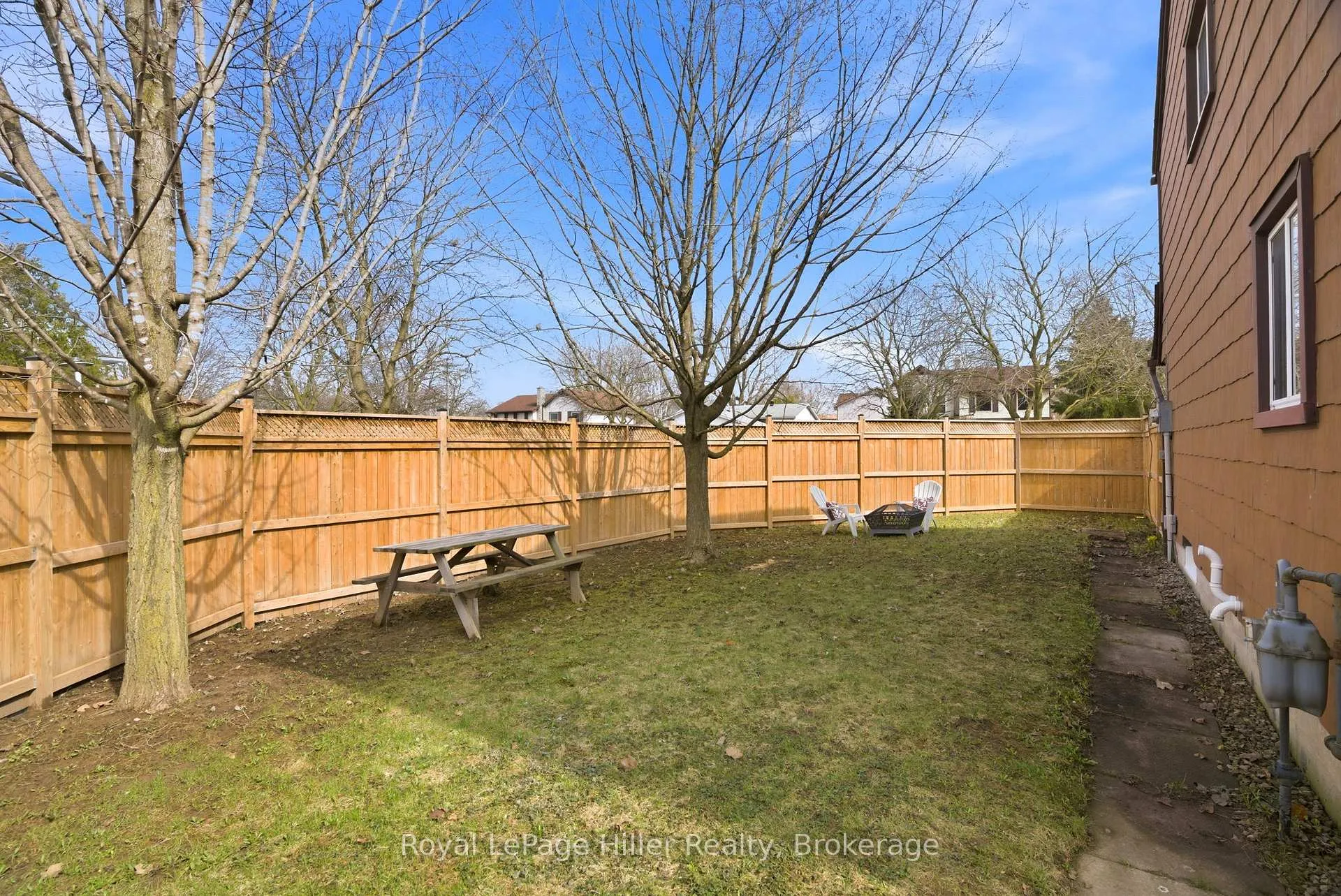 Photo 34 of 46 Avonwood Drive, Stratford — HOMEH