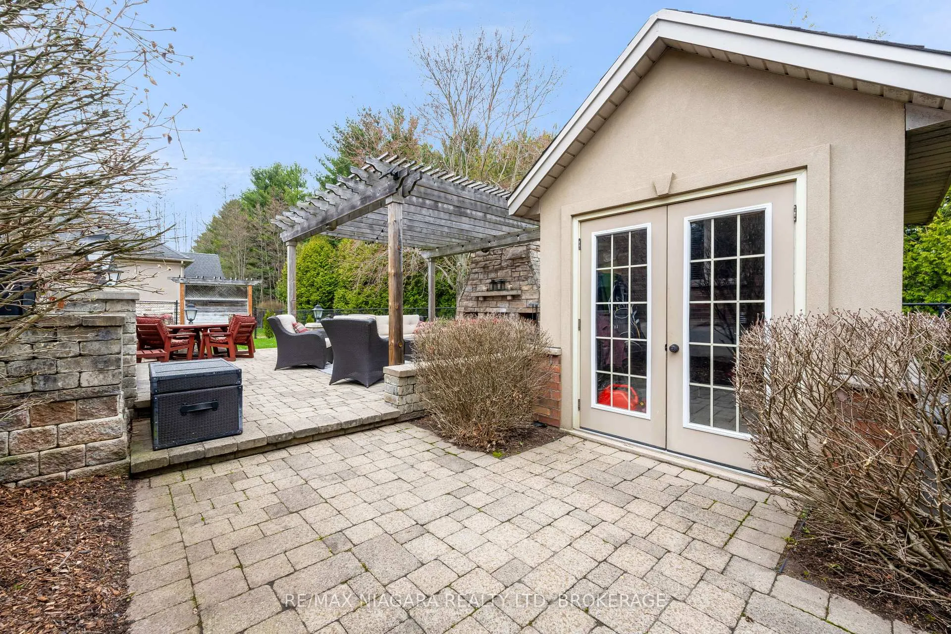Photo 32 of 27 Martha Court, Pelham, Fenwick — HOMEH