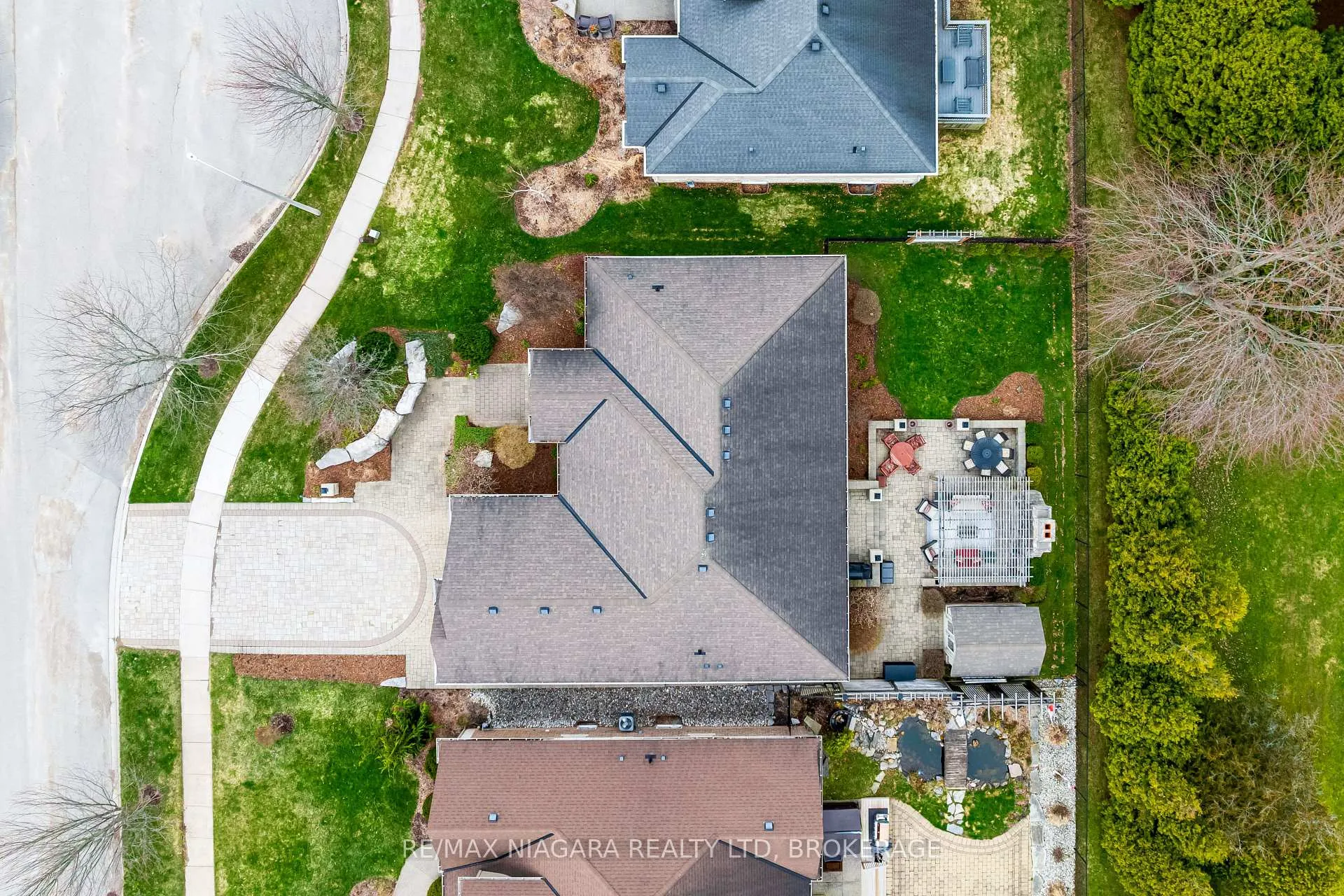 Photo 41 of 27 Martha Court, Pelham, Fenwick — HOMEH