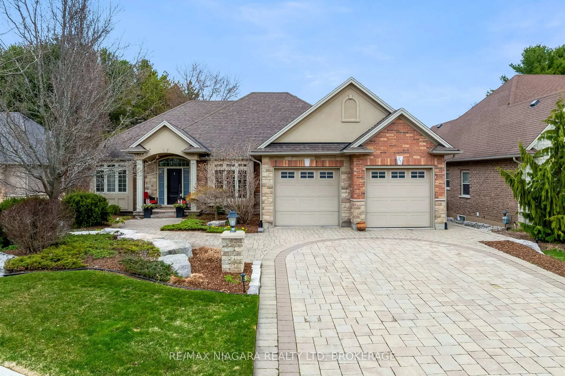 Photo 42 of 27 Martha Court, Pelham, Fenwick — HOMEH