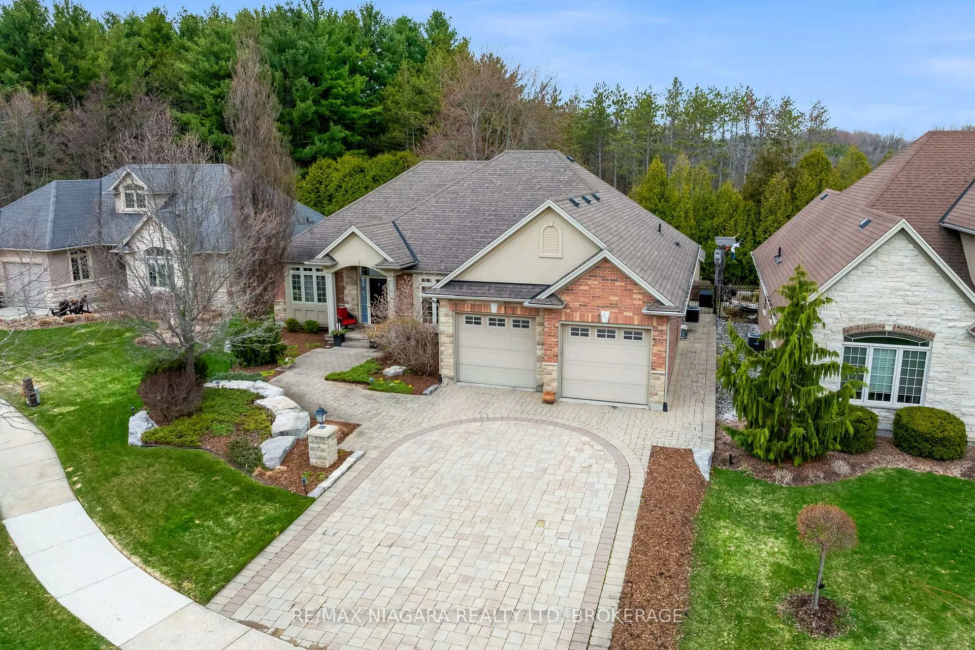 Photo 43 of 27 Martha Court, Pelham, Fenwick — HOMEH