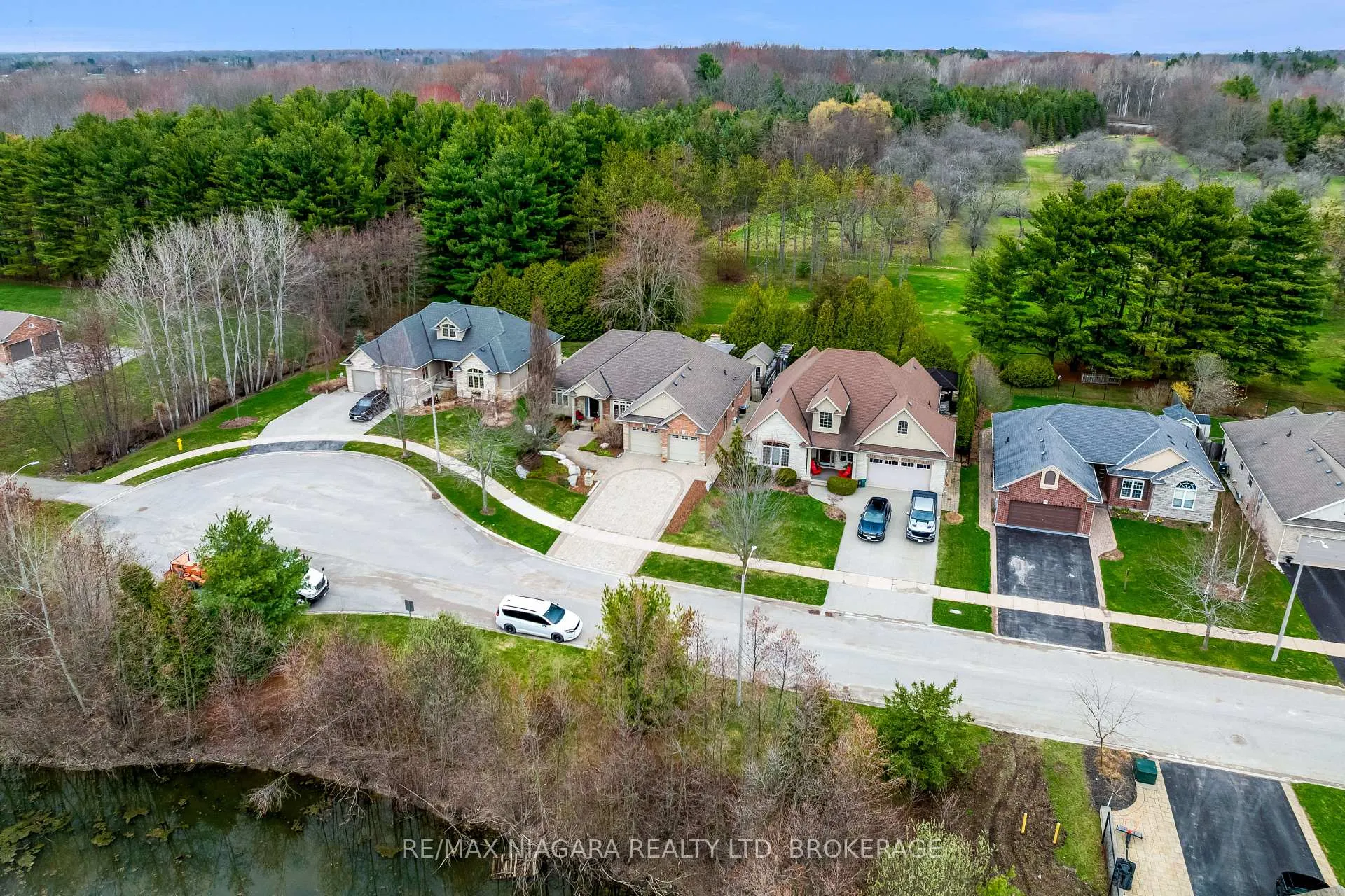 Photo 44 of 27 Martha Court, Pelham, Fenwick — HOMEH