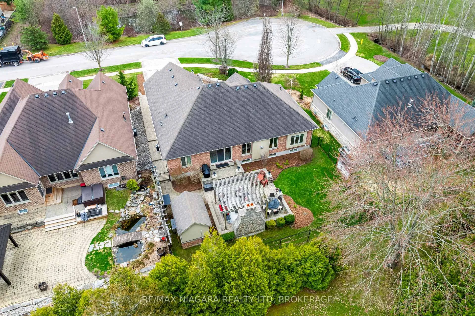 Photo 45 of 27 Martha Court, Pelham, Fenwick — HOMEH