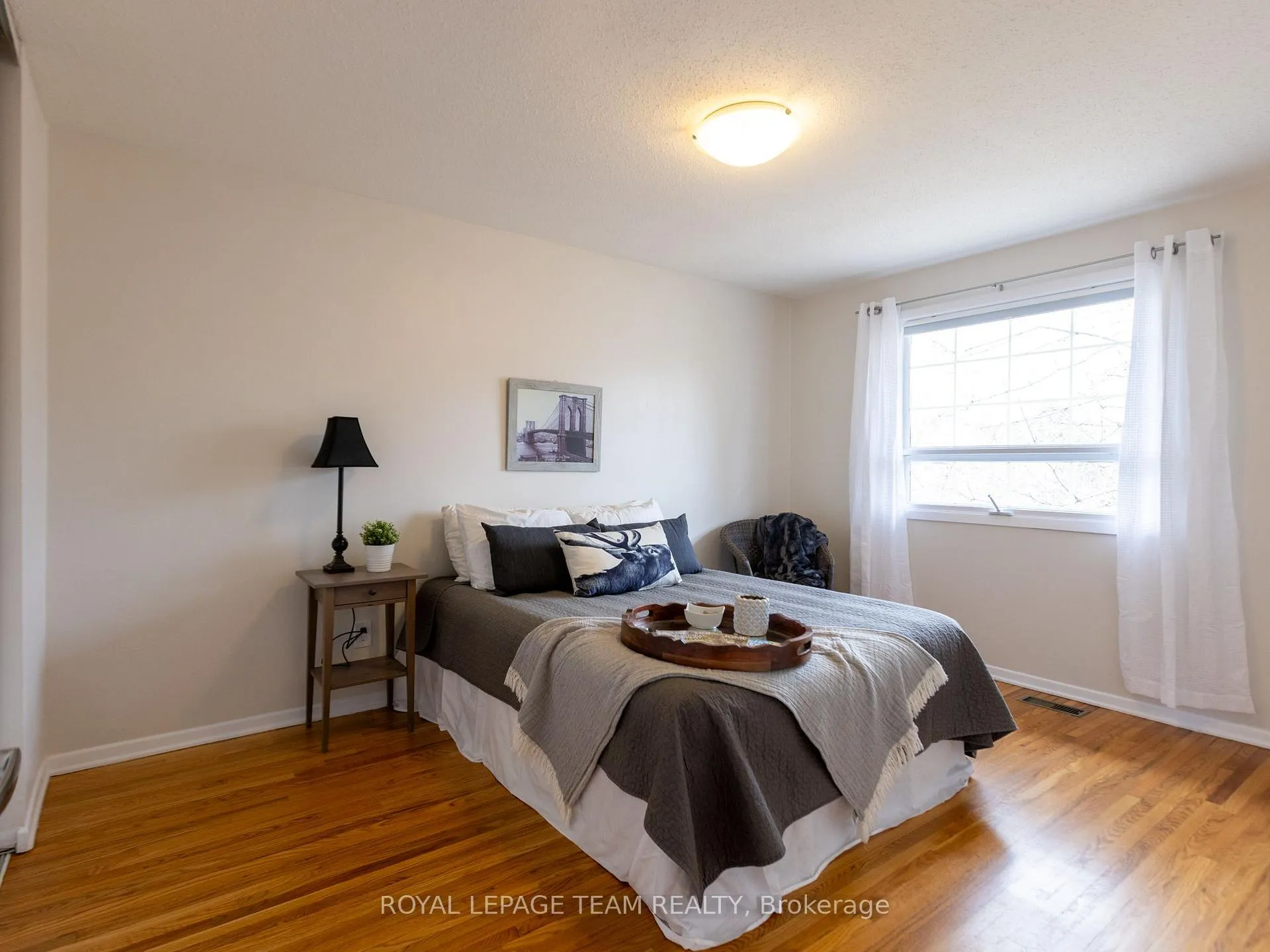 Photo 11 of 71 Monterey Drive, Ottawa, Leslie Park — HOMEH
