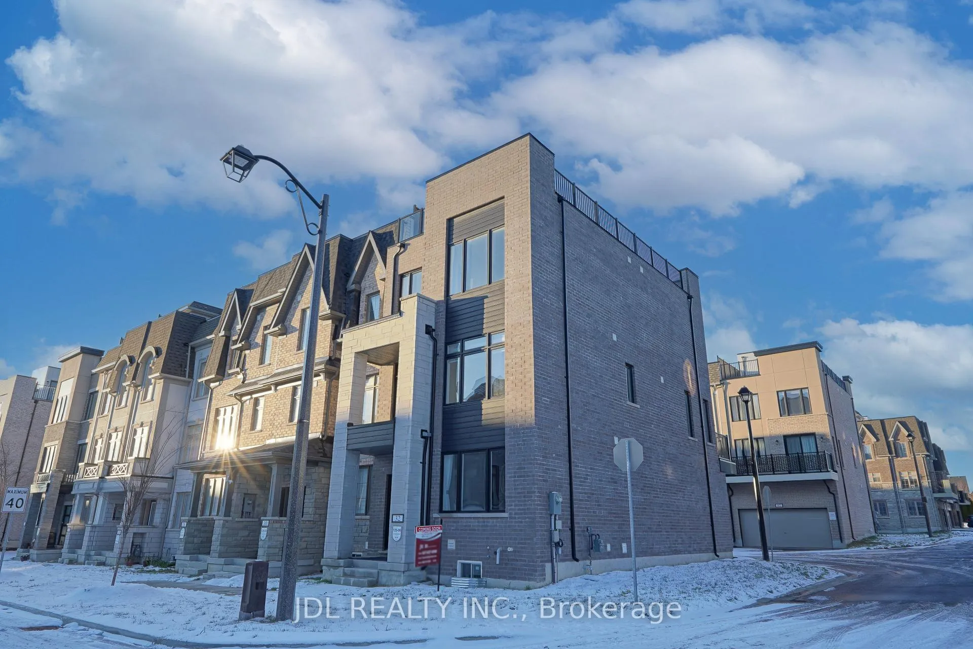 Photo 3 of 32 Guardhouse Crescent, Markham, Angus Glen — HOMEH