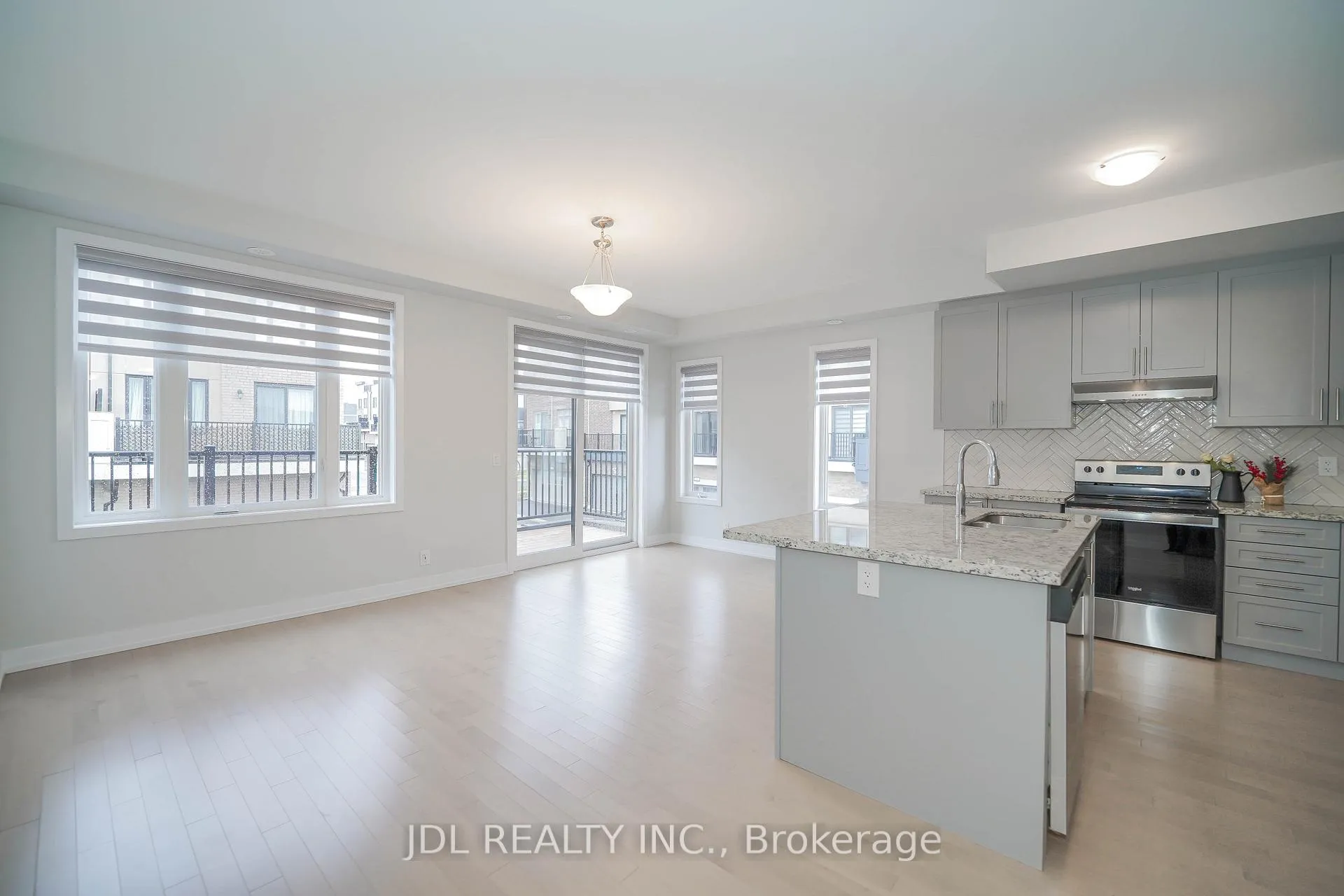Photo 11 of 32 Guardhouse Crescent, Markham, Angus Glen — HOMEH