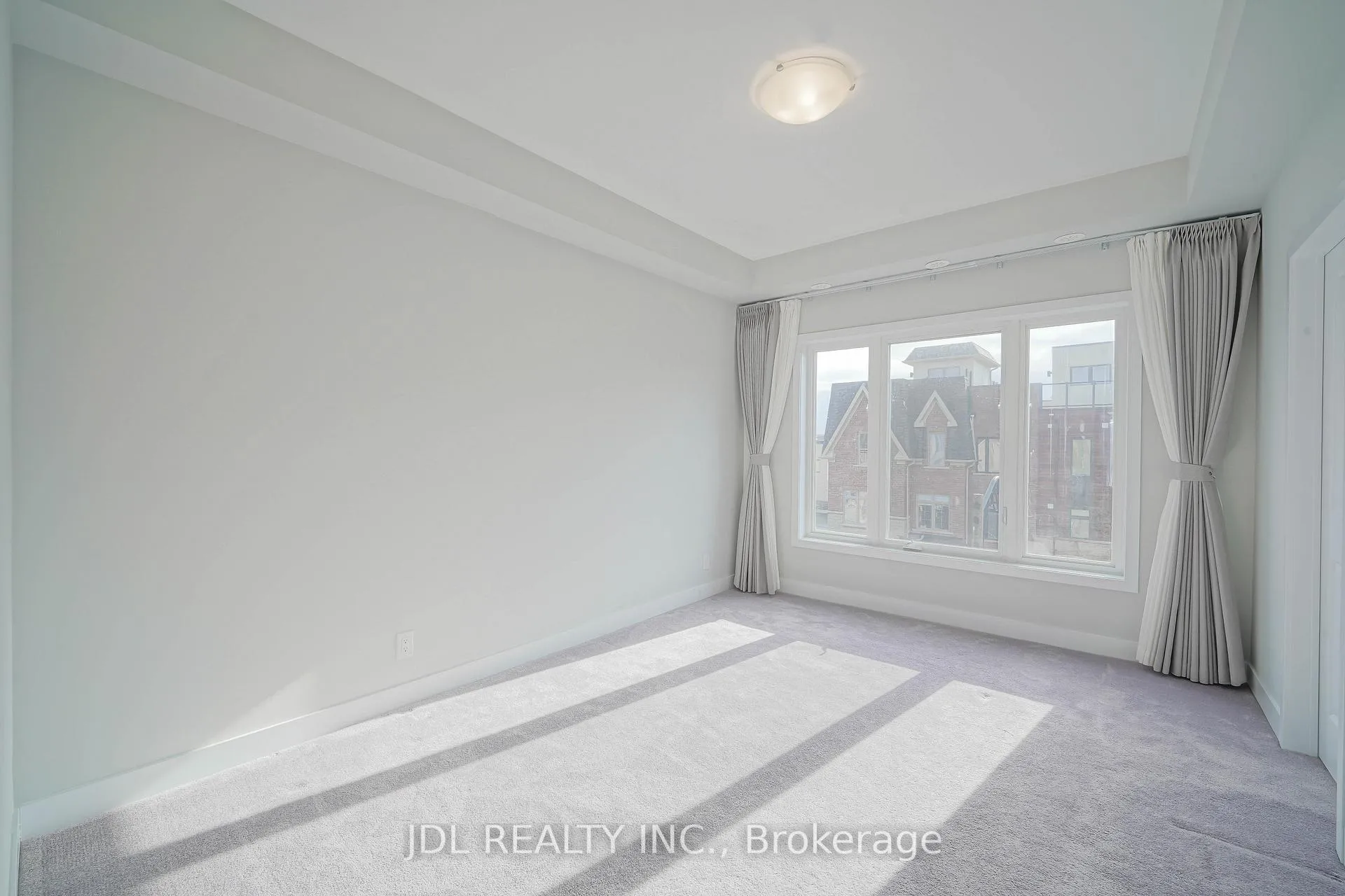 Photo 19 of 32 Guardhouse Crescent, Markham, Angus Glen — HOMEH