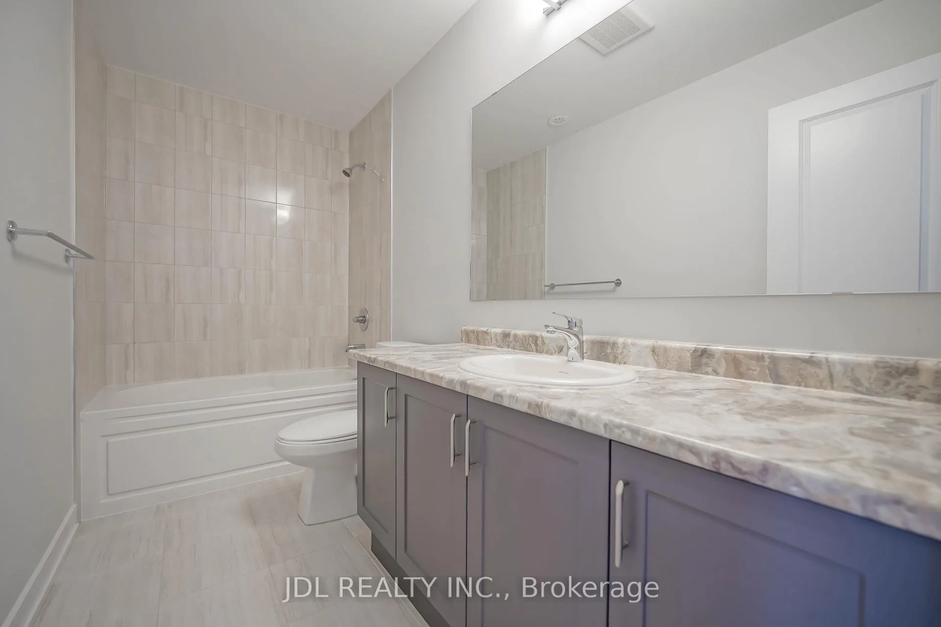 Photo 24 of 32 Guardhouse Crescent, Markham, Angus Glen — HOMEH