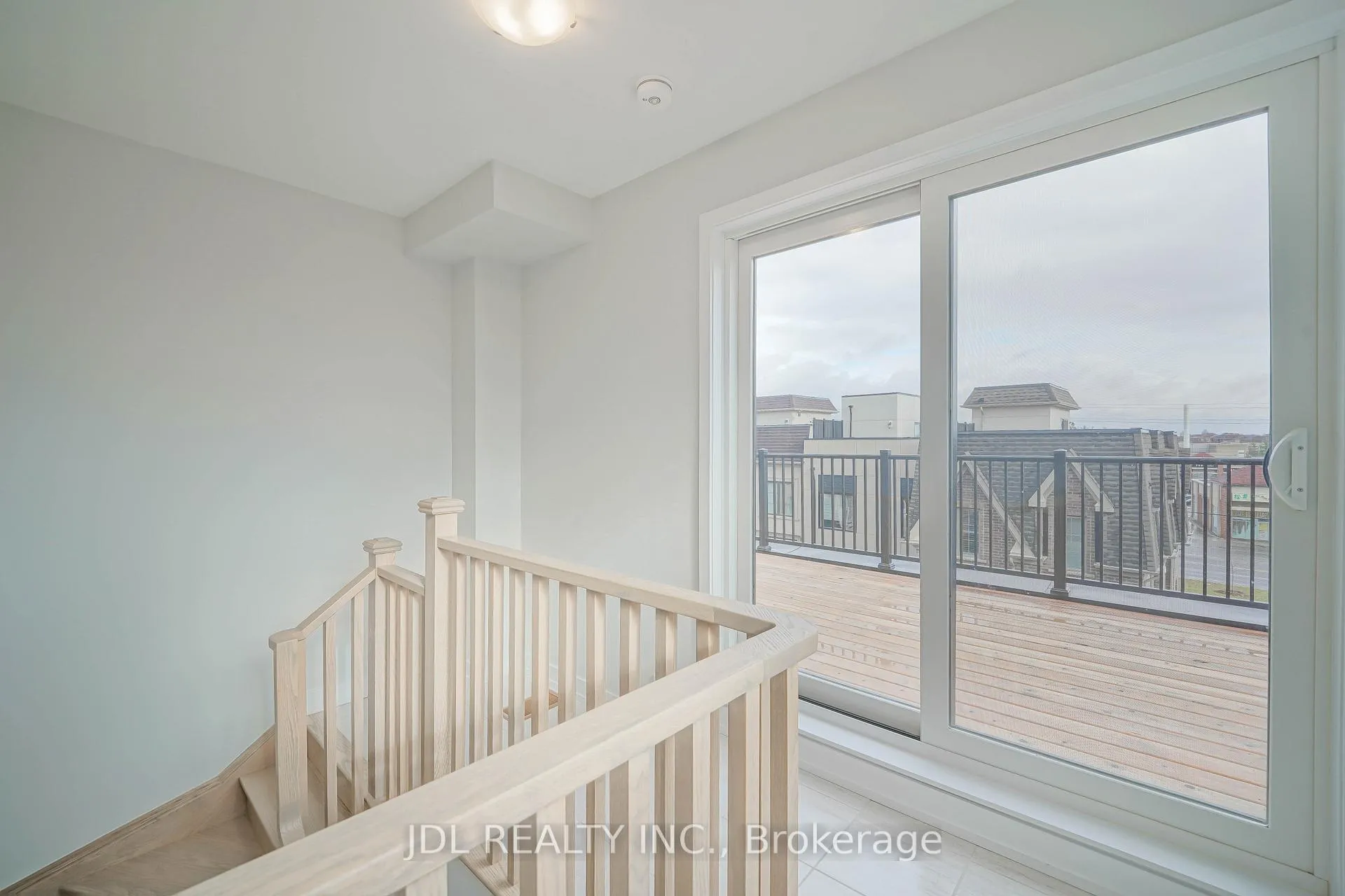 Photo 27 of 32 Guardhouse Crescent, Markham, Angus Glen — HOMEH