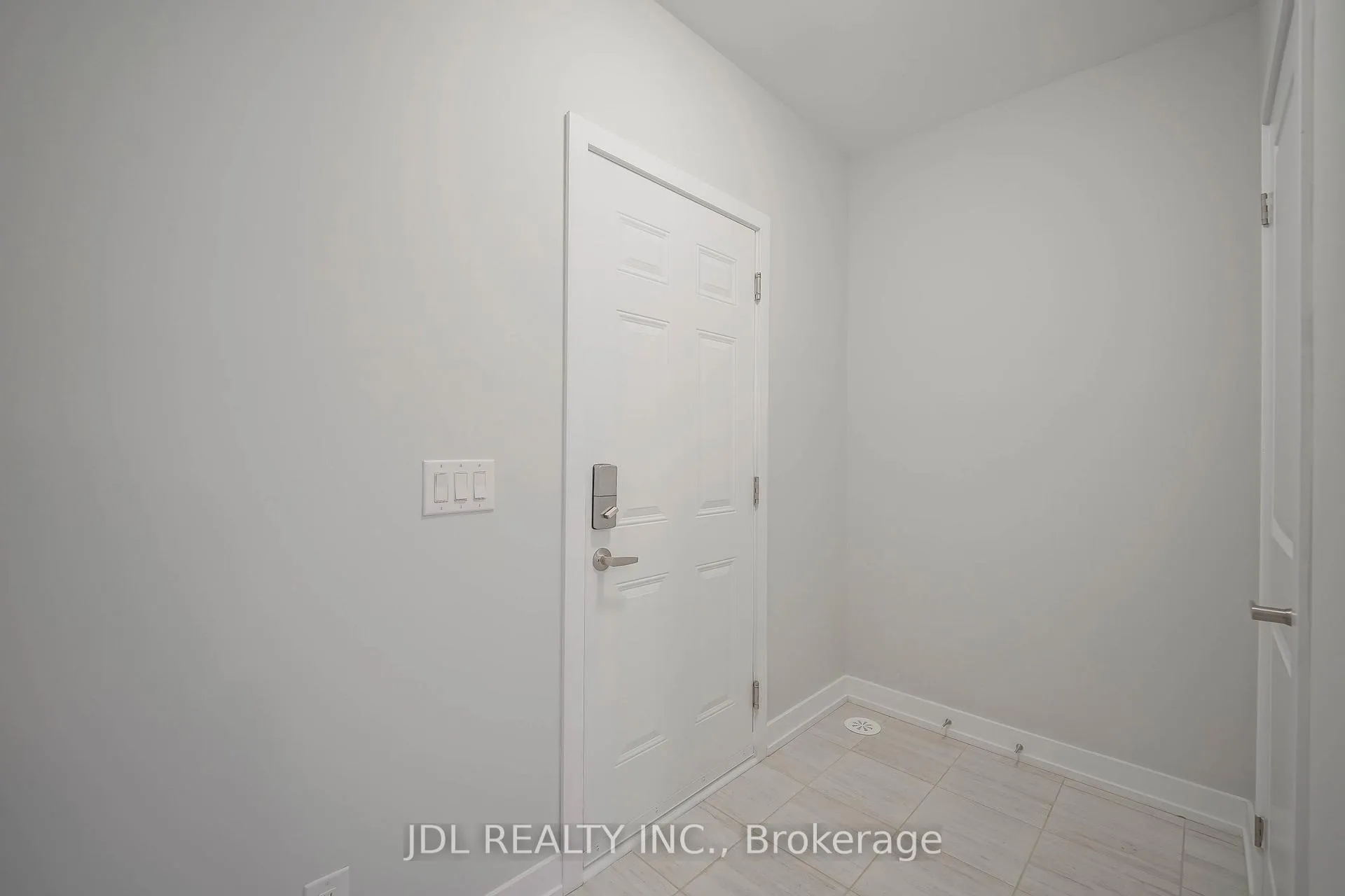 Photo 29 of 32 Guardhouse Crescent, Markham, Angus Glen — HOMEH