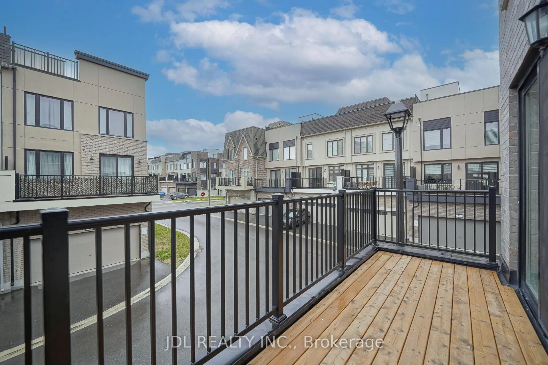 Photo 33 of 32 Guardhouse Crescent, Markham, Angus Glen — HOMEH