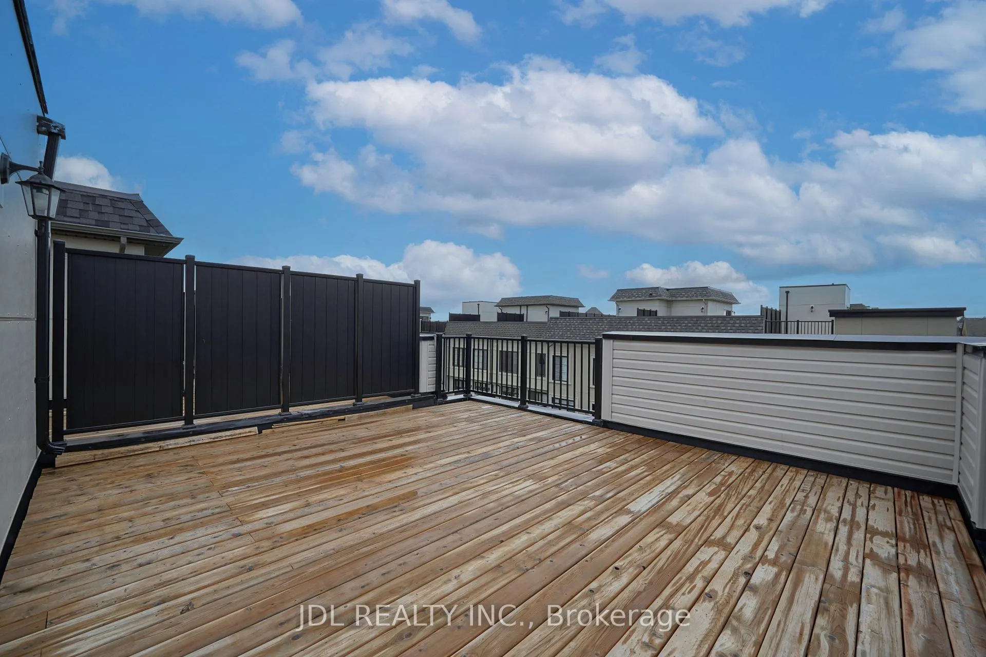 Photo 35 of 32 Guardhouse Crescent, Markham, Angus Glen — HOMEH