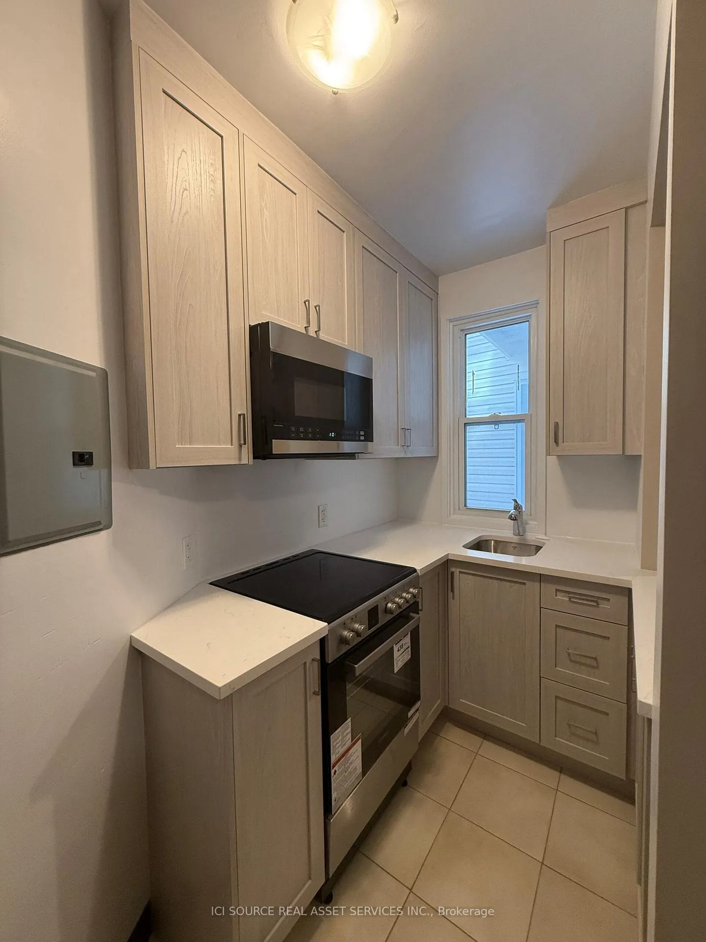 Photo 4 of 138 Second Avenue, Ottawa, Glebe — HOMEH