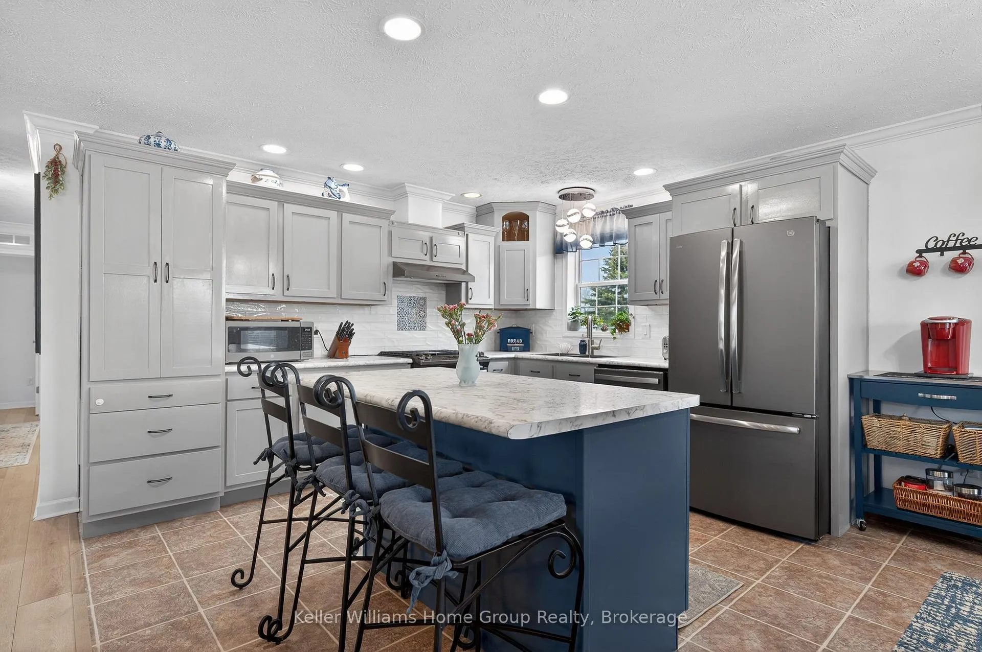 Photo 23 of 133 Parkview Circle, Wellington North, Rural Wellington North — HOMEH