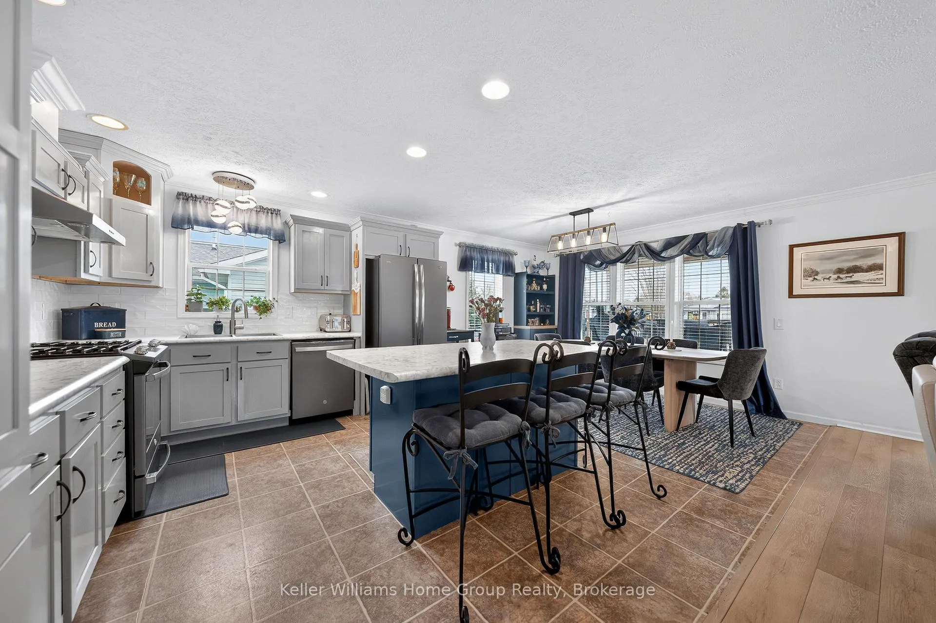 Photo 30 of 133 Parkview Circle, Wellington North, Rural Wellington North — HOMEH