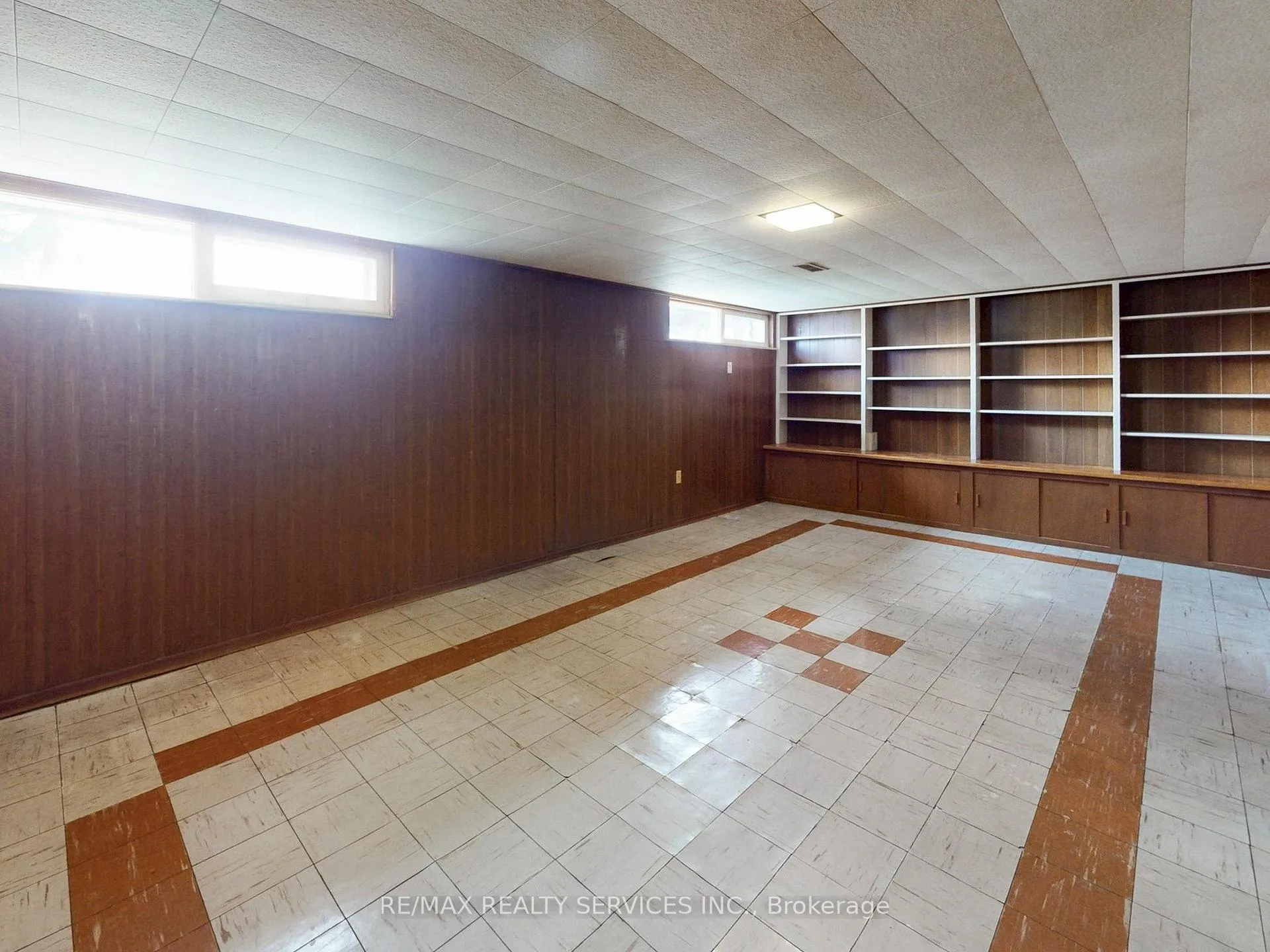 Photo 35 of 26 Carlyle Crescent, Brampton, Brampton East — HOMEH