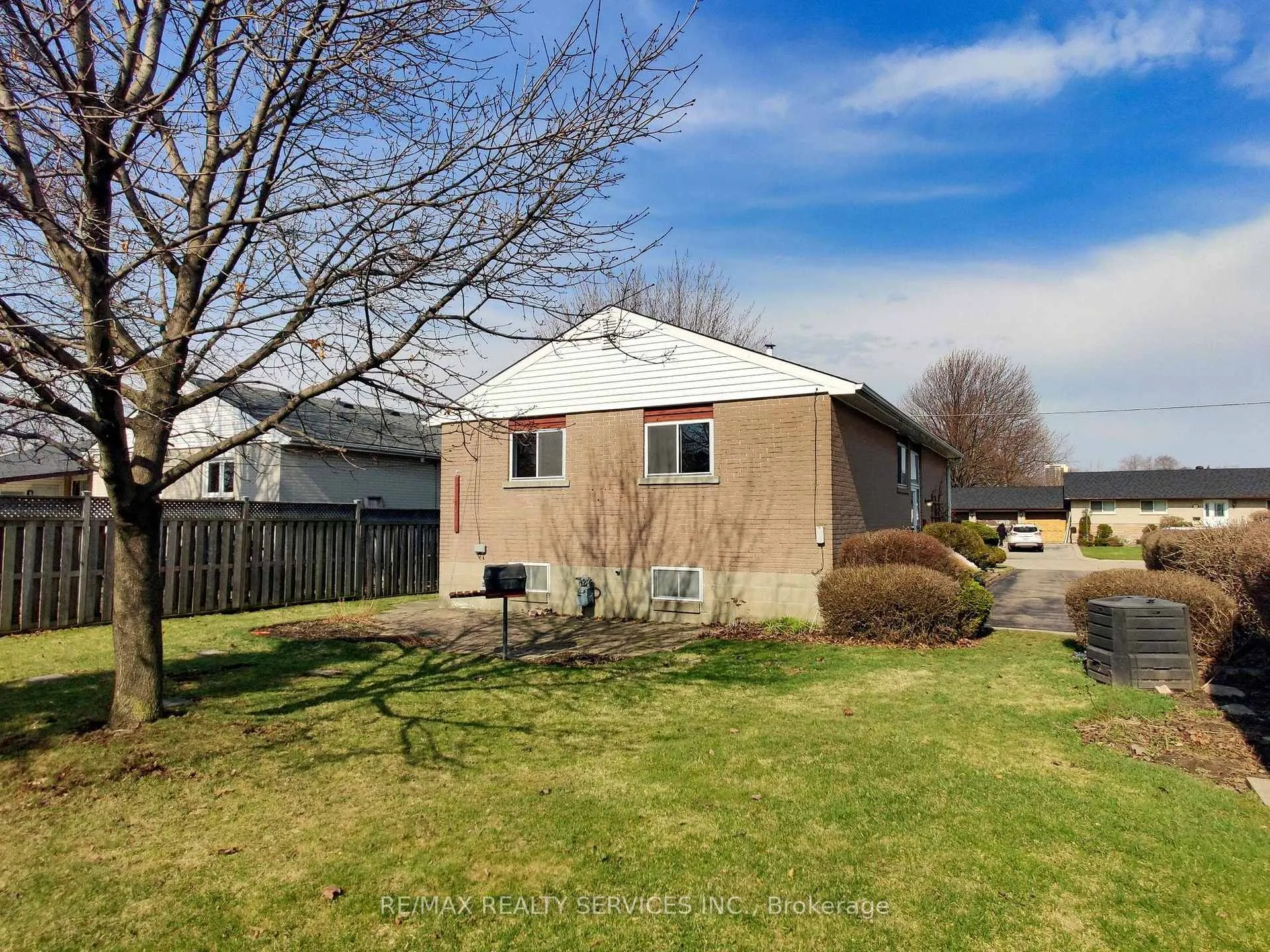 Photo 45 of 26 Carlyle Crescent, Brampton, Brampton East — HOMEH