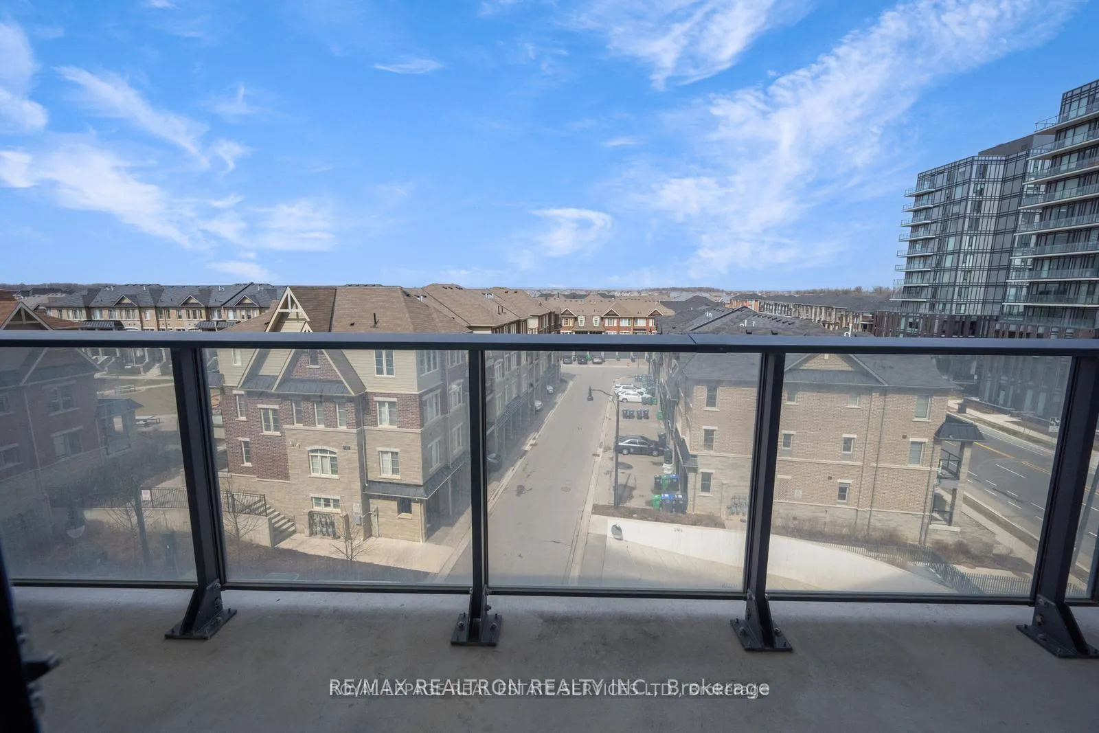 Photo 2 of Unit 502, 180 Veterans Drive, Brampton, Northwest Brampton — HOMEH