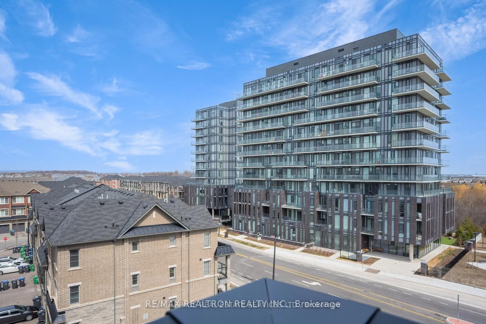 Photo 3 of Unit 502, 180 Veterans Drive, Brampton, Northwest Brampton — HOMEH