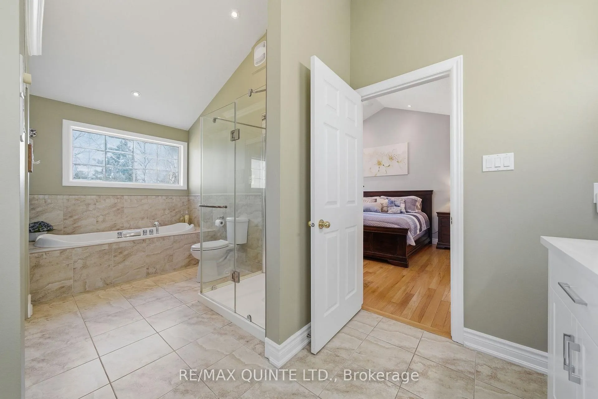 Photo 29 of 19 St Andrews Lane Drive, Rideau Lakes, Rideau Lakes (North Crosby) Twp — HOMEH