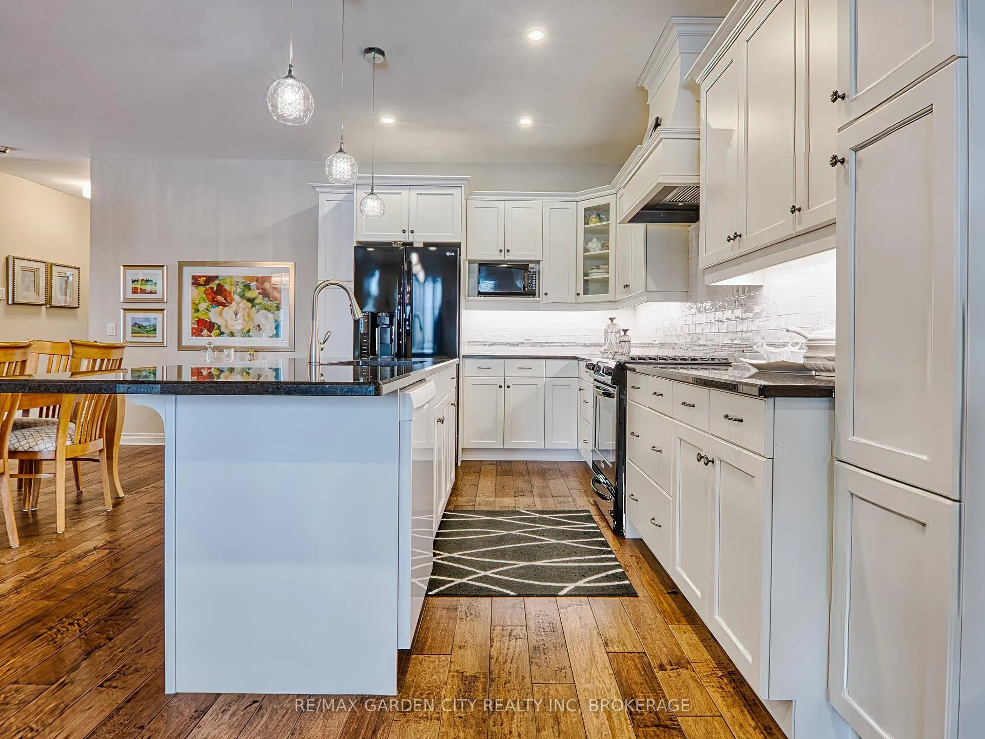Photo 9 of Unit 15, 215 Vansickle Road, St. Catharines, Rykert/Vansickle — HOMEH
